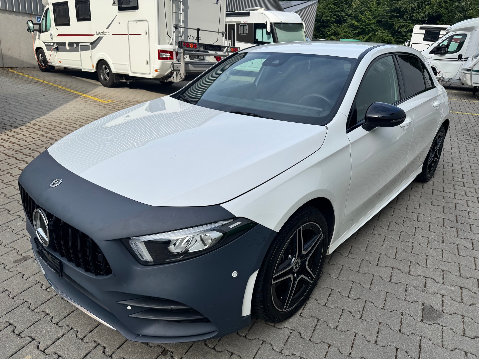 MERCEDES-BENZ A 250e AMG Line 8G-DCT-image-0