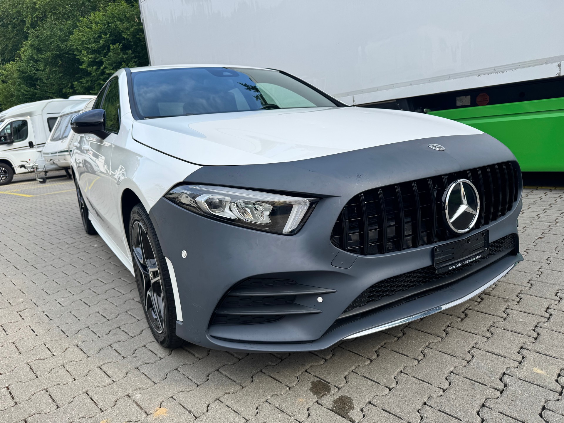 MERCEDES-BENZ A 250e AMG Line 8G-DCT-image-11