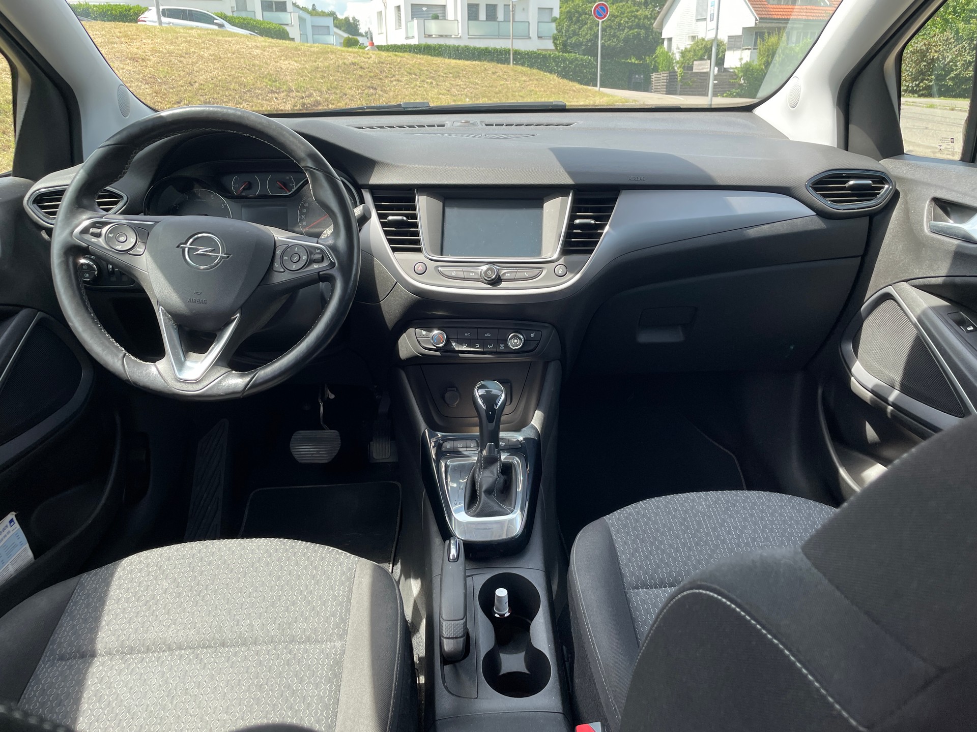 OPEL Crossland X 1.2i TP Enjoy Automatic-image-5