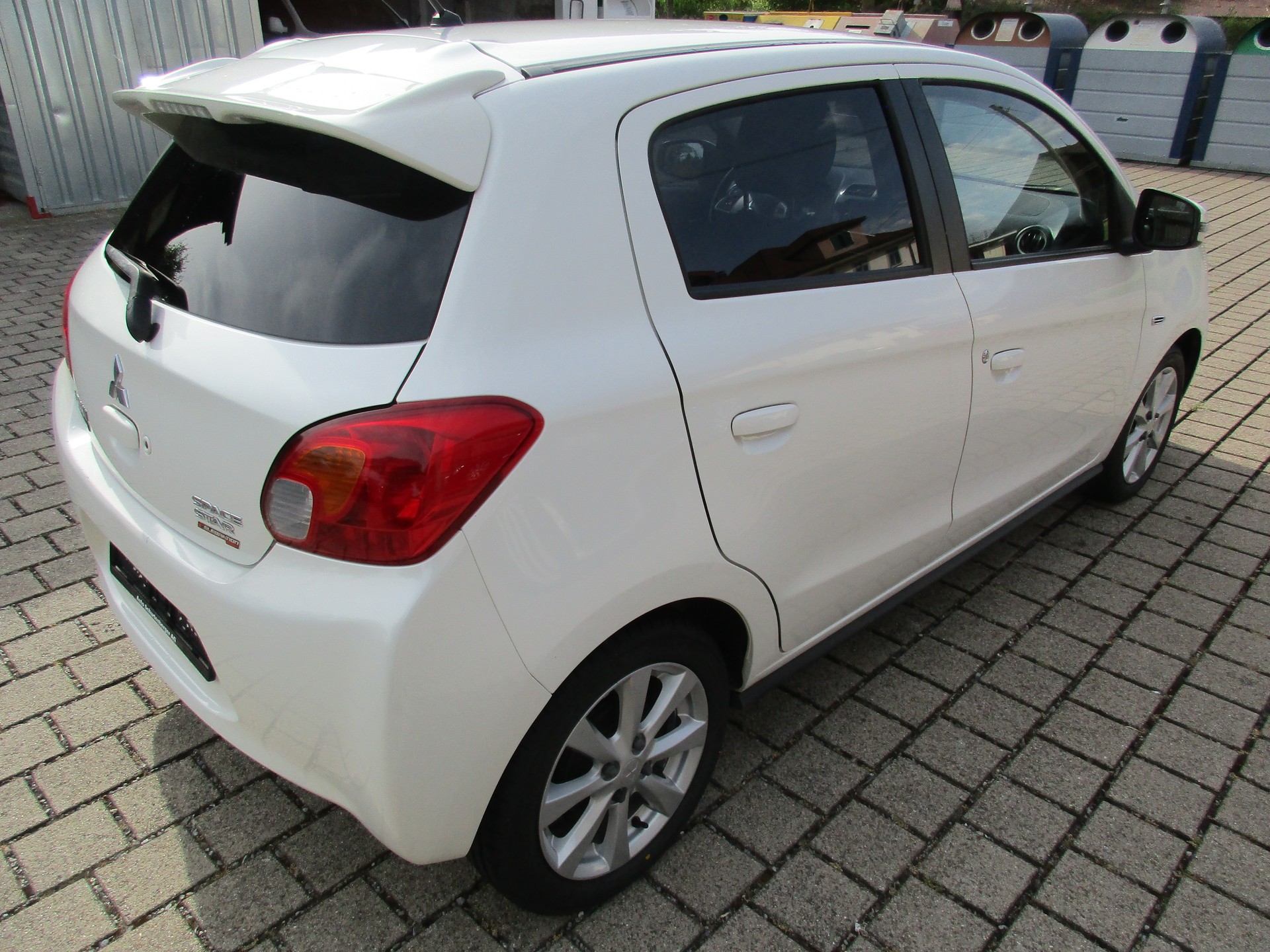 MITSUBISHI Space Star 1.2 Celebration 300K CVT-image-2