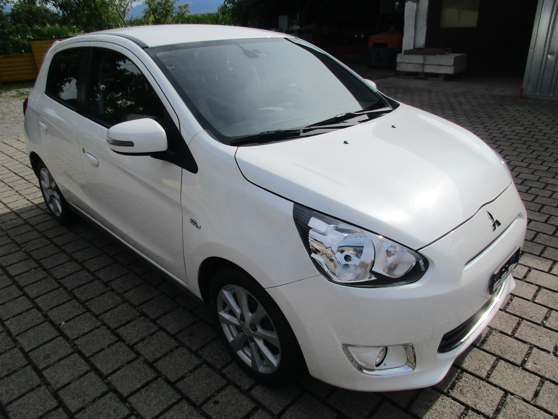 MITSUBISHI Space Star 1.2 Celebration 300K CVT-image-3