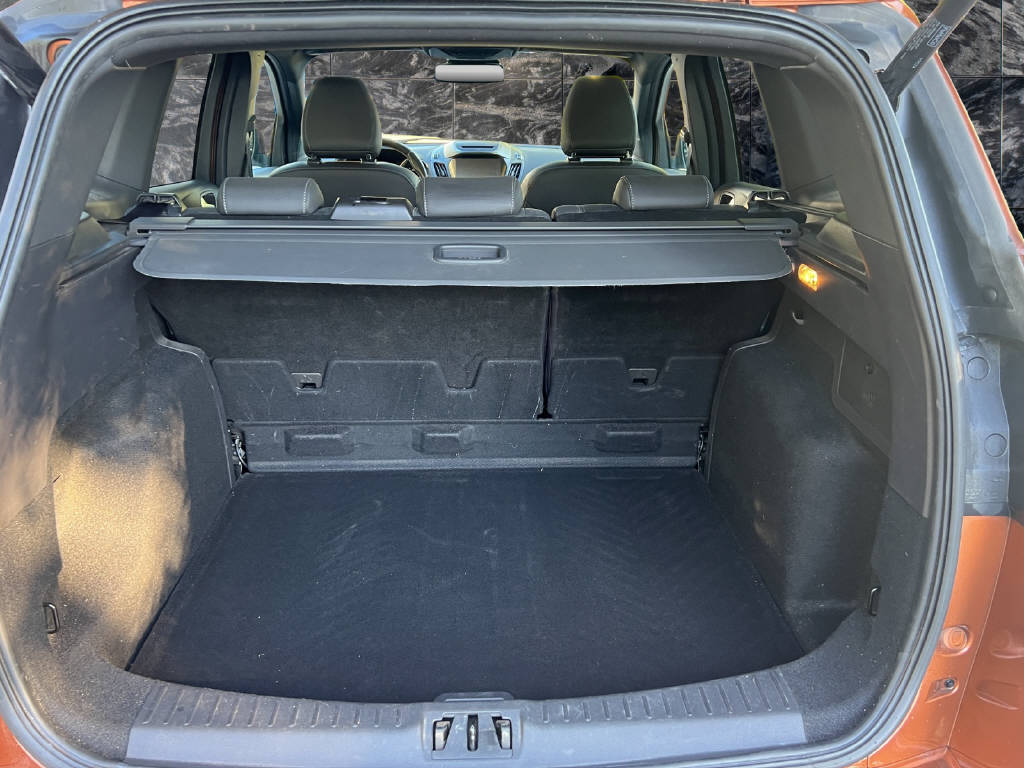 FORD Kuga 2.0 TDCi 180 ST-Line-image-9