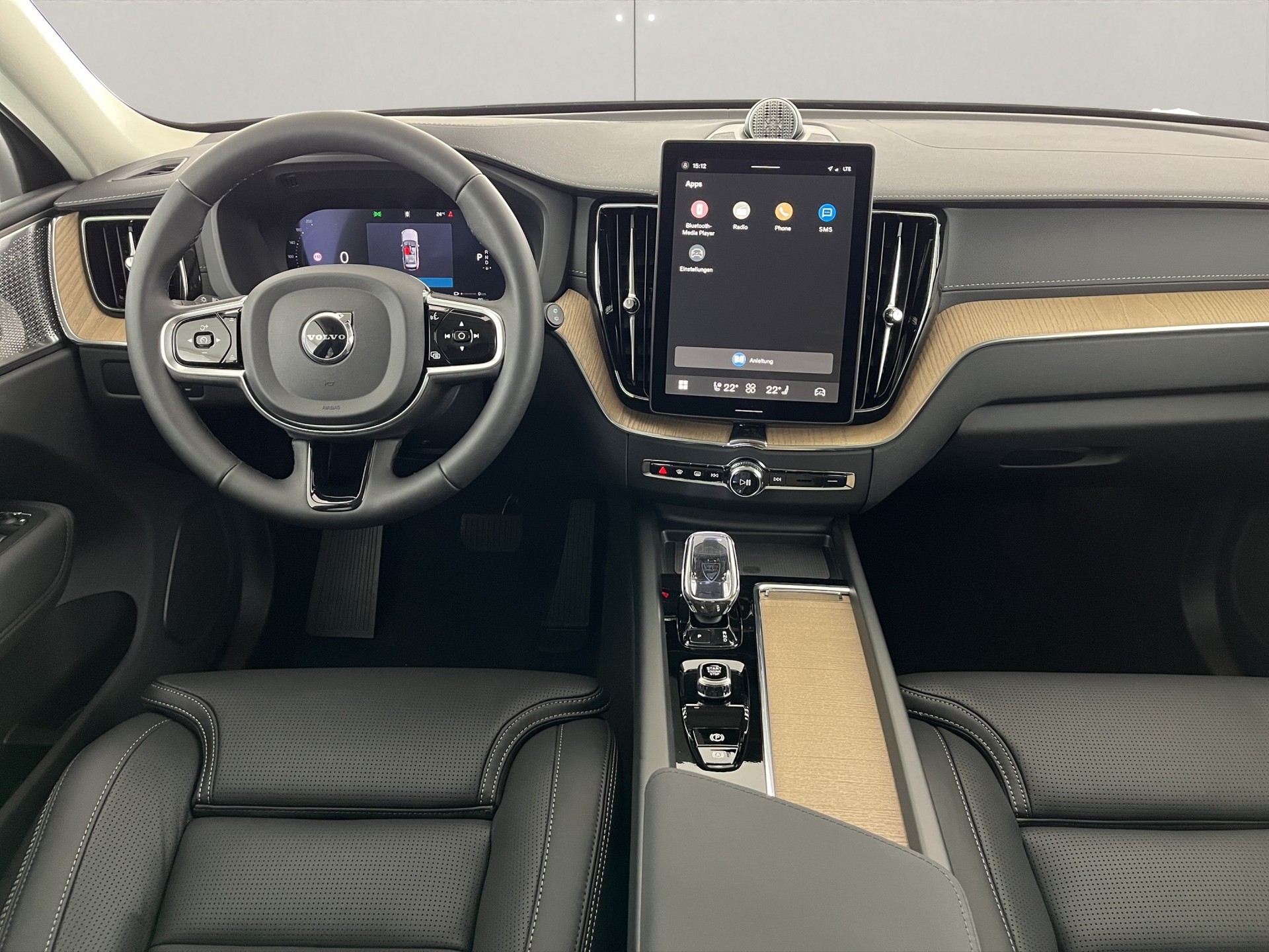 VOLVO XC60 2.0 T8 TE Ultra Dark eAWD-image-9