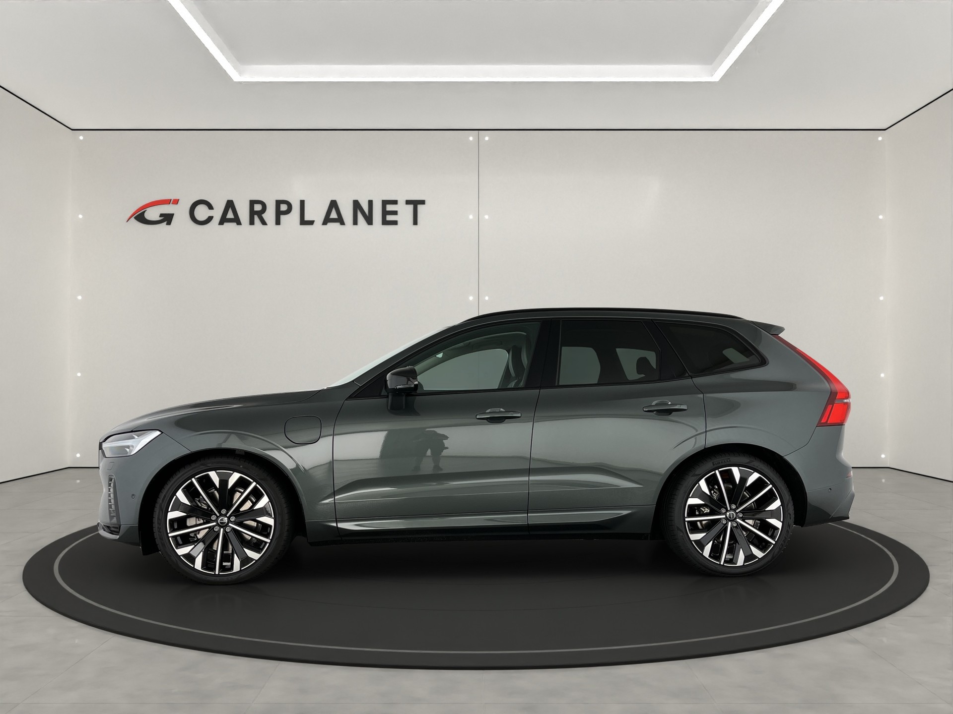 VOLVO XC60 2.0 T8 TE Ultra Dark eAWD-image-4