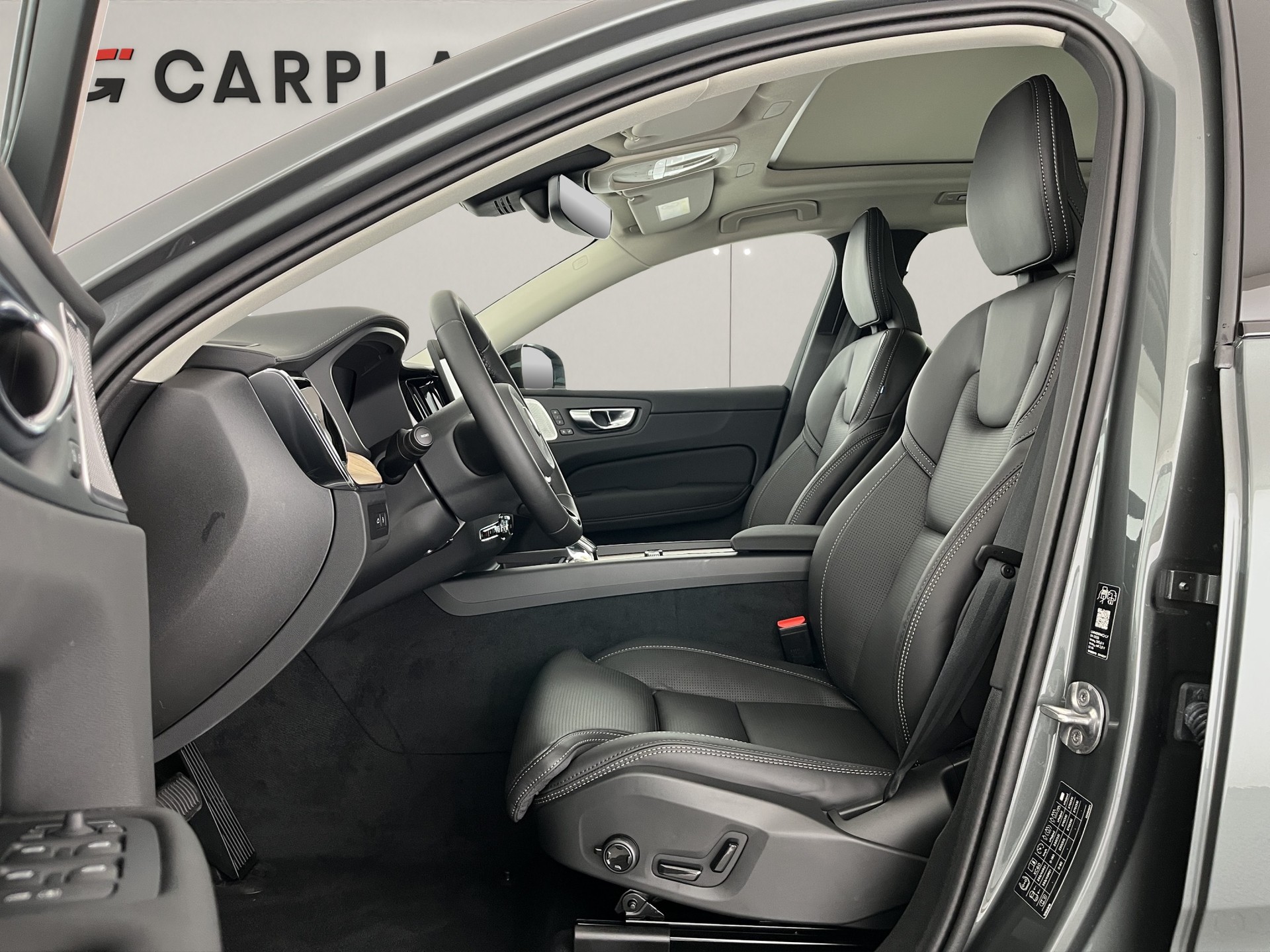 VOLVO XC60 2.0 T8 TE Ultra Dark eAWD-image-8