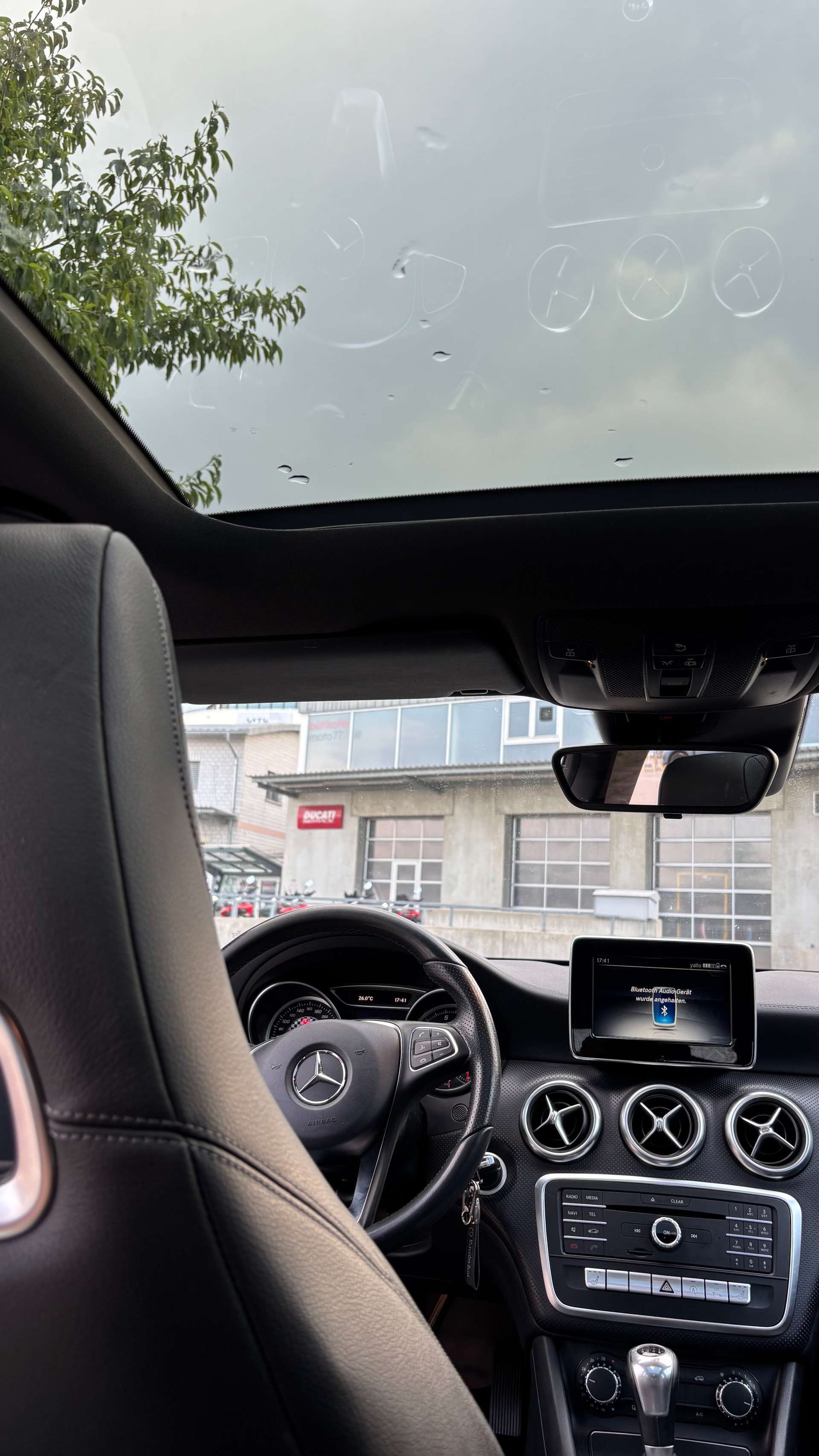 MERCEDES-BENZ A 200 Night Star-image-4