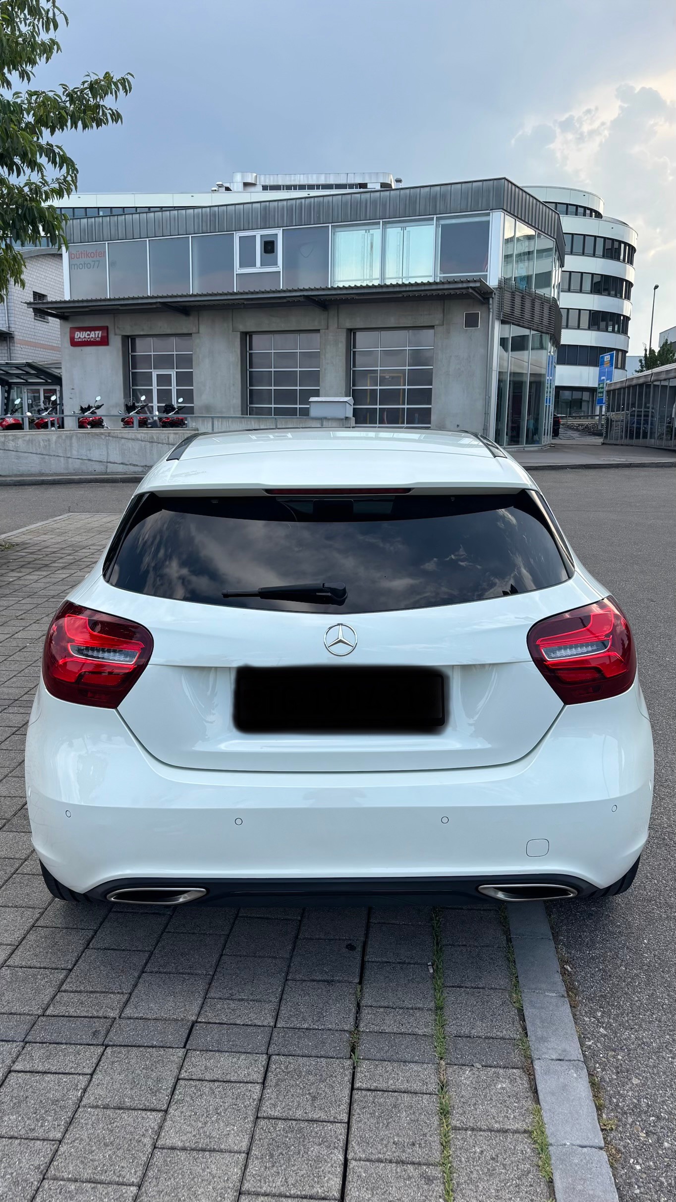 MERCEDES-BENZ A 200 Night Star-image-2