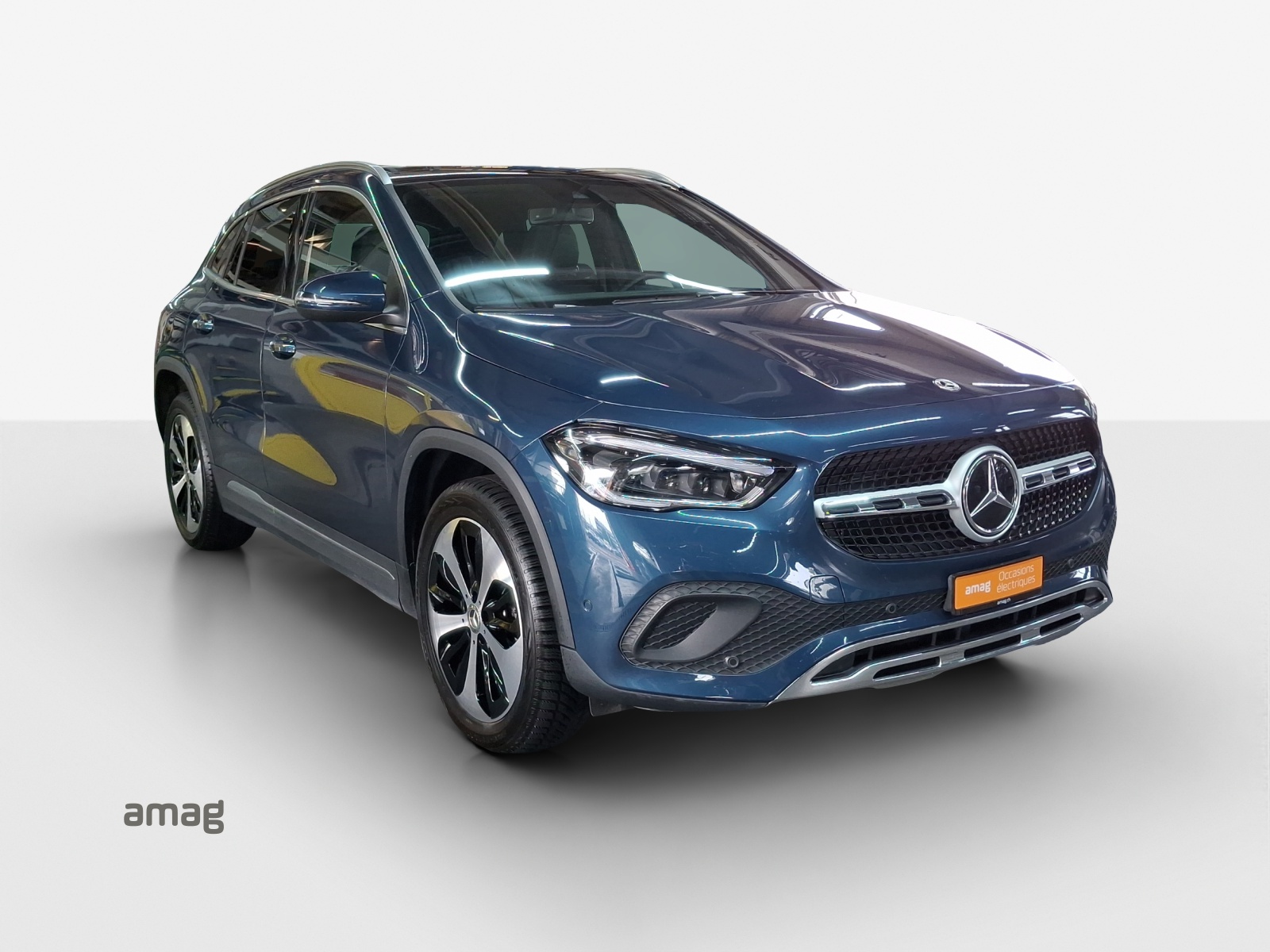 MERCEDES-BENZ GLA 250e Progressive 8G-DCT-image-7