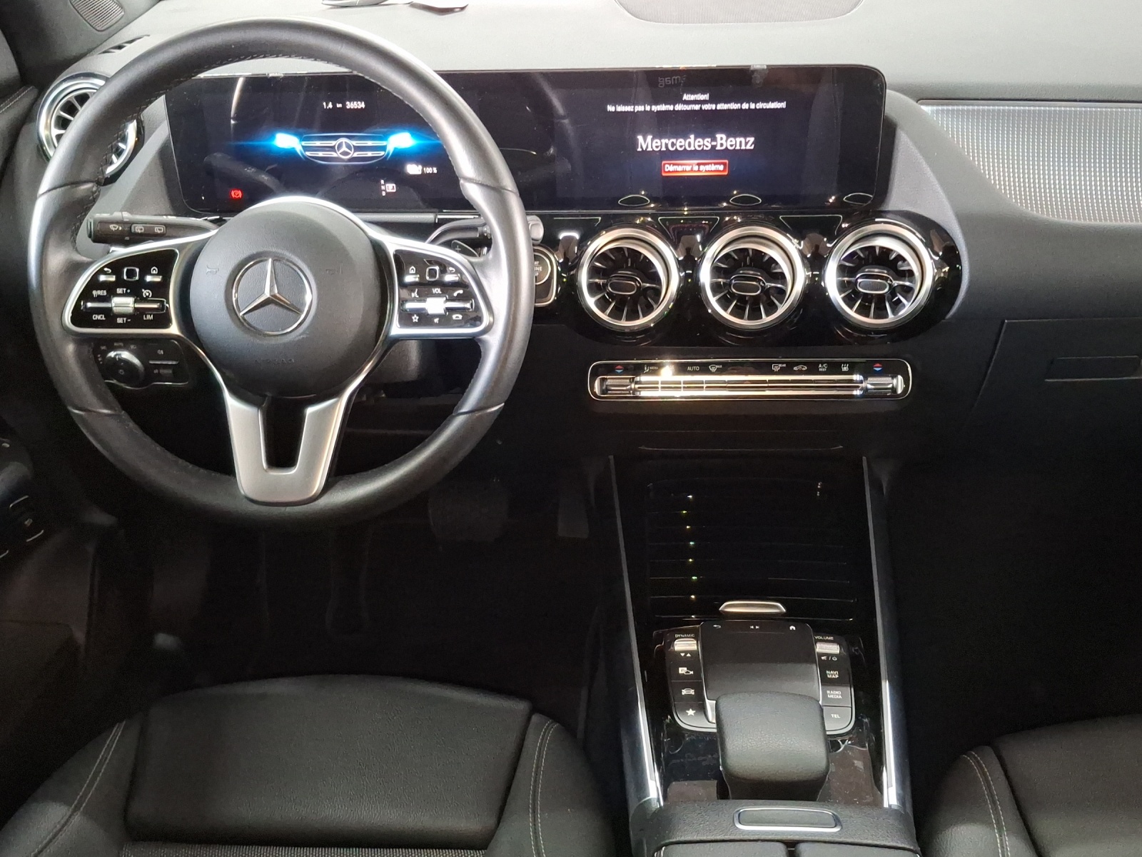 MERCEDES-BENZ GLA 250e Progressive 8G-DCT-image-11