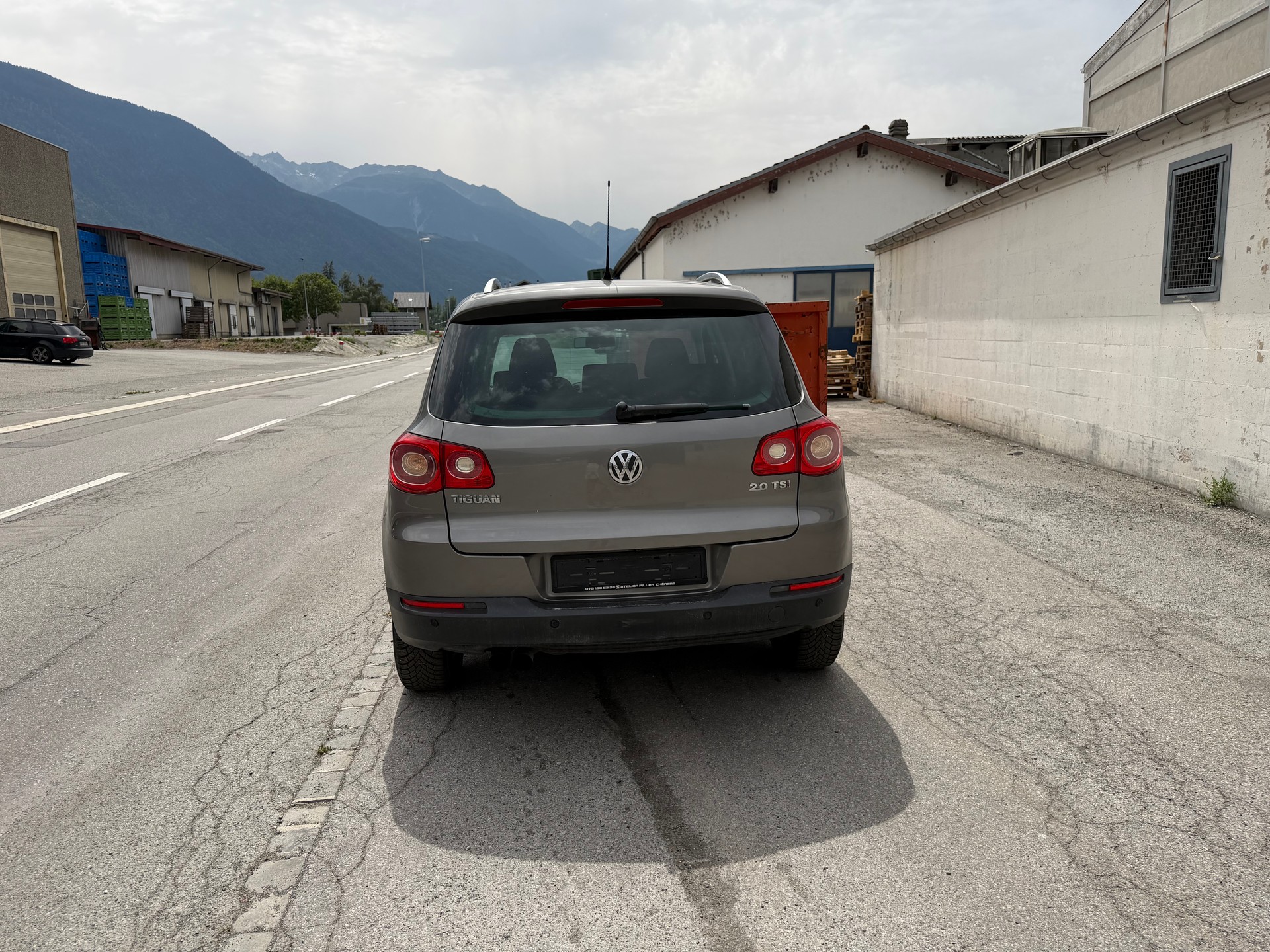 VW Tiguan 2.0 TSI Sport&Style Tiptronic-image-9