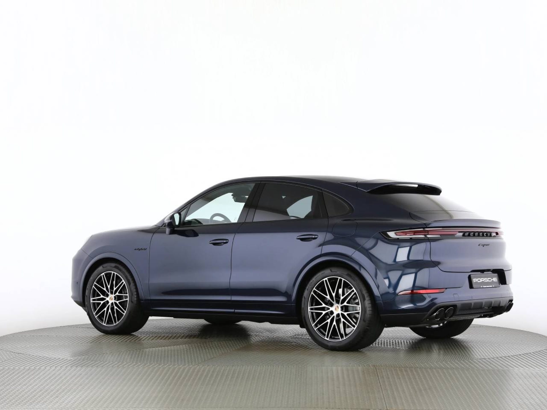 PORSCHE Cayenne E-Hybrid Coupé Black Edition-image-15