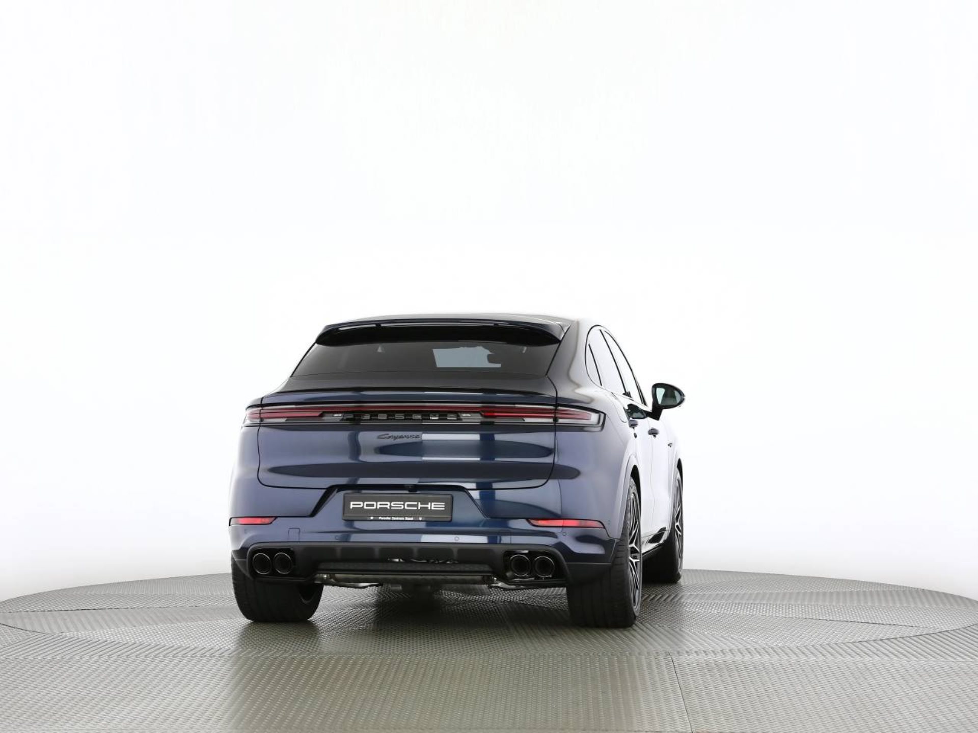 PORSCHE Cayenne E-Hybrid Coupé Black Edition-image-18