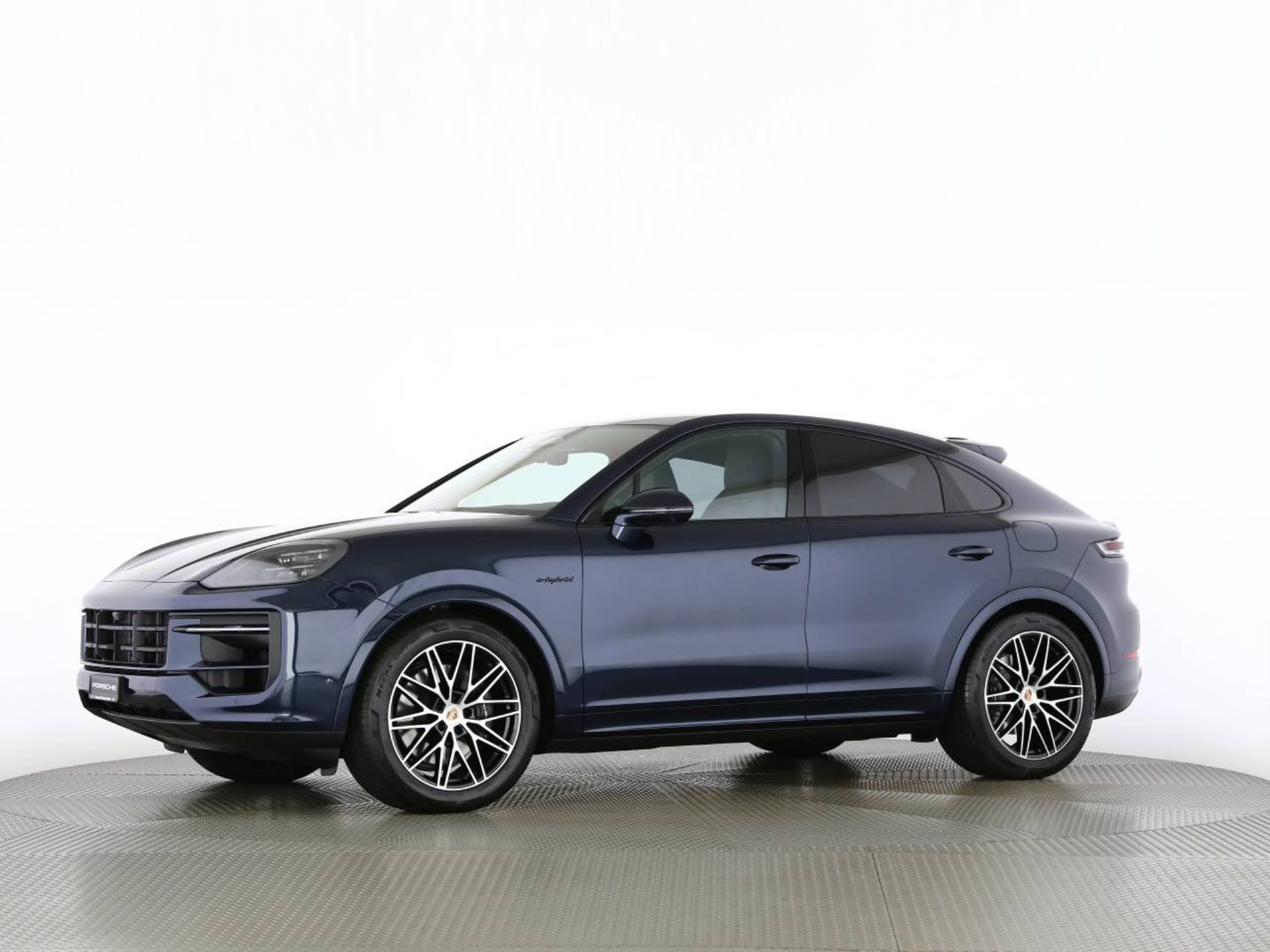 PORSCHE Cayenne E-Hybrid Coupé Black Edition-image-10