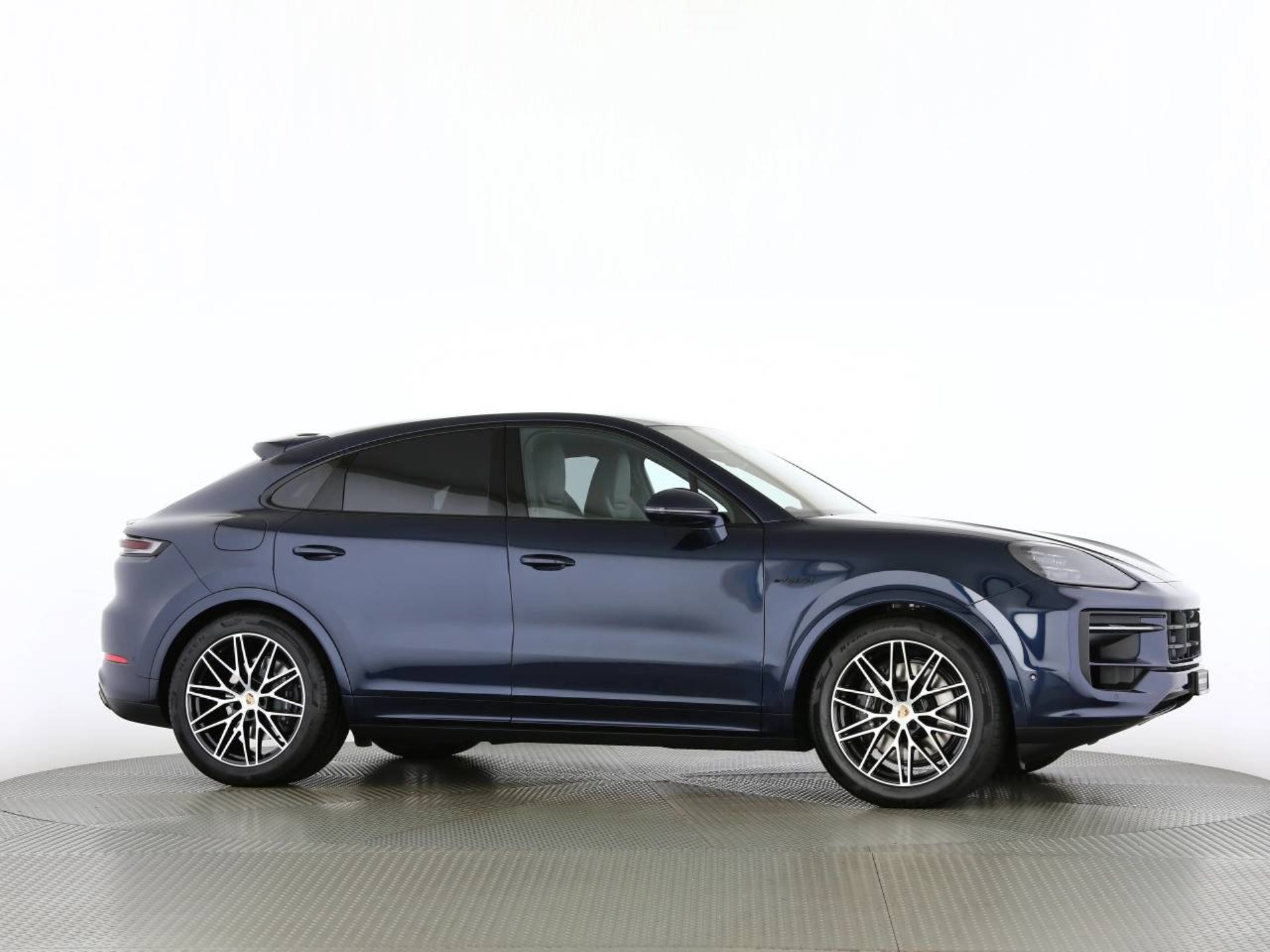 PORSCHE Cayenne E-Hybrid Coupé Black Edition-image-25