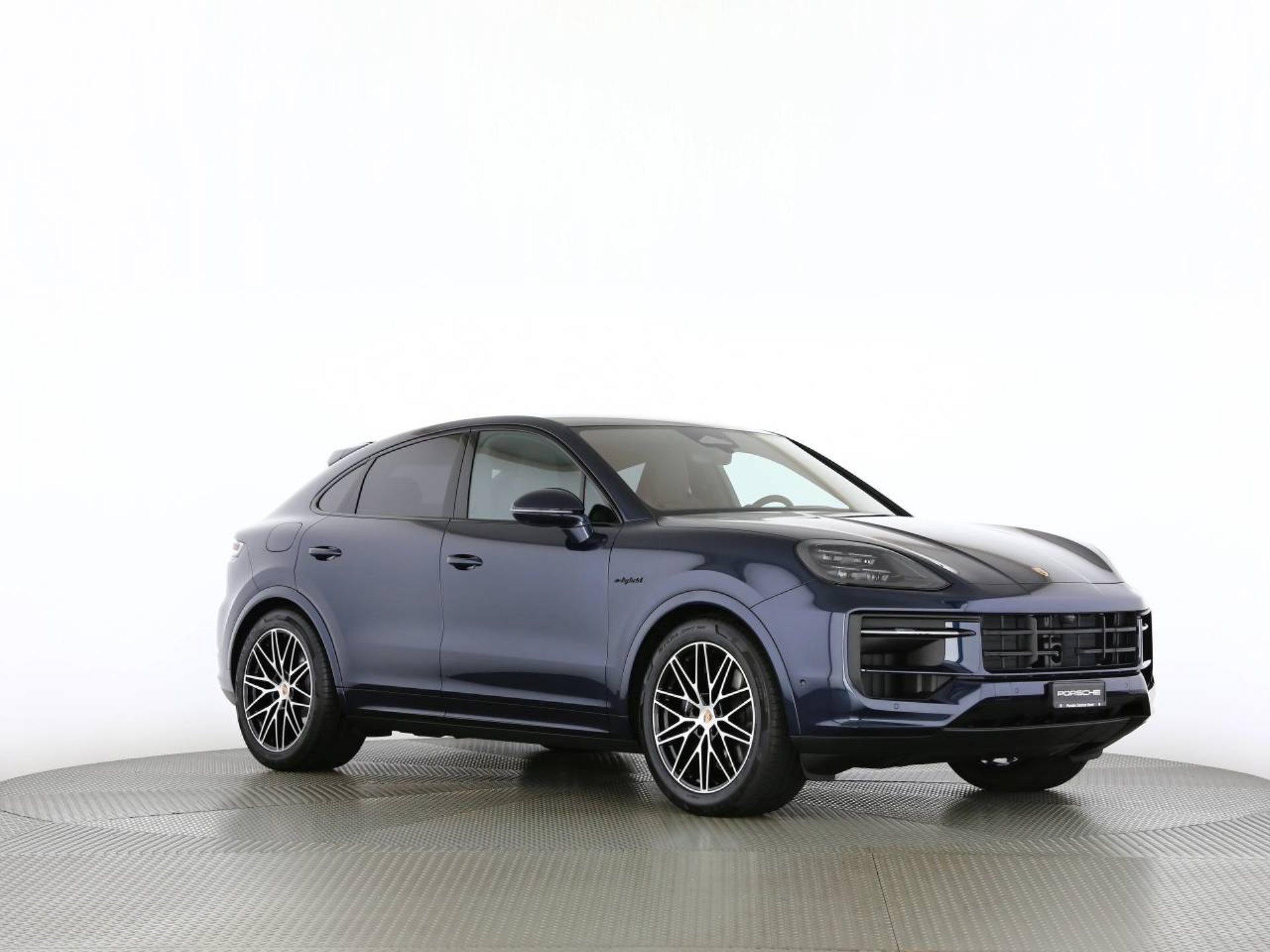 PORSCHE Cayenne E-Hybrid Coupé Black Edition-image-27