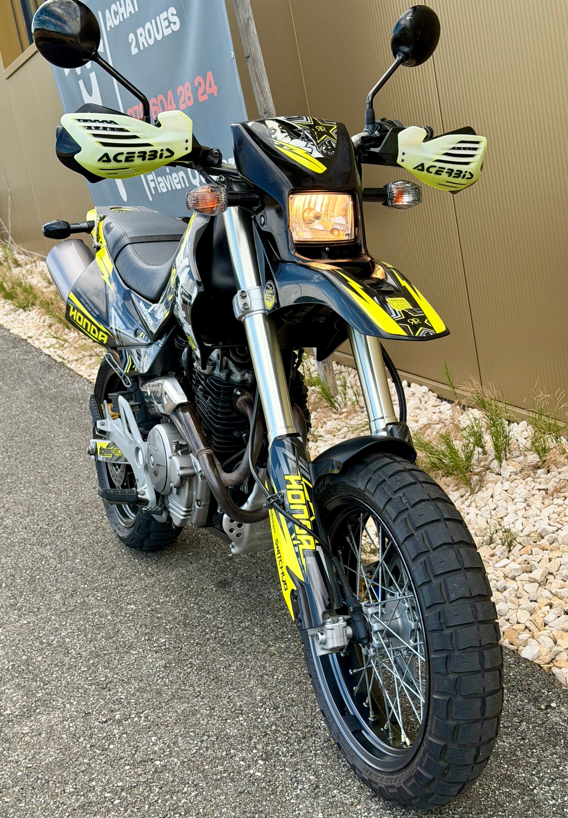 HONDA FMX 650-showroom-element-1