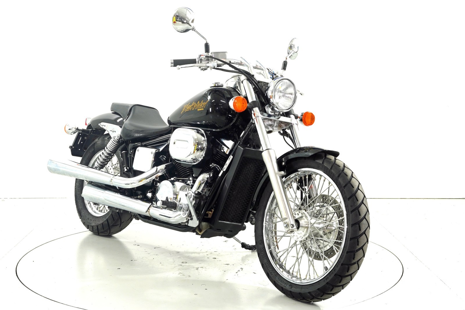 HONDA VT 750 DC-showroom-element-1