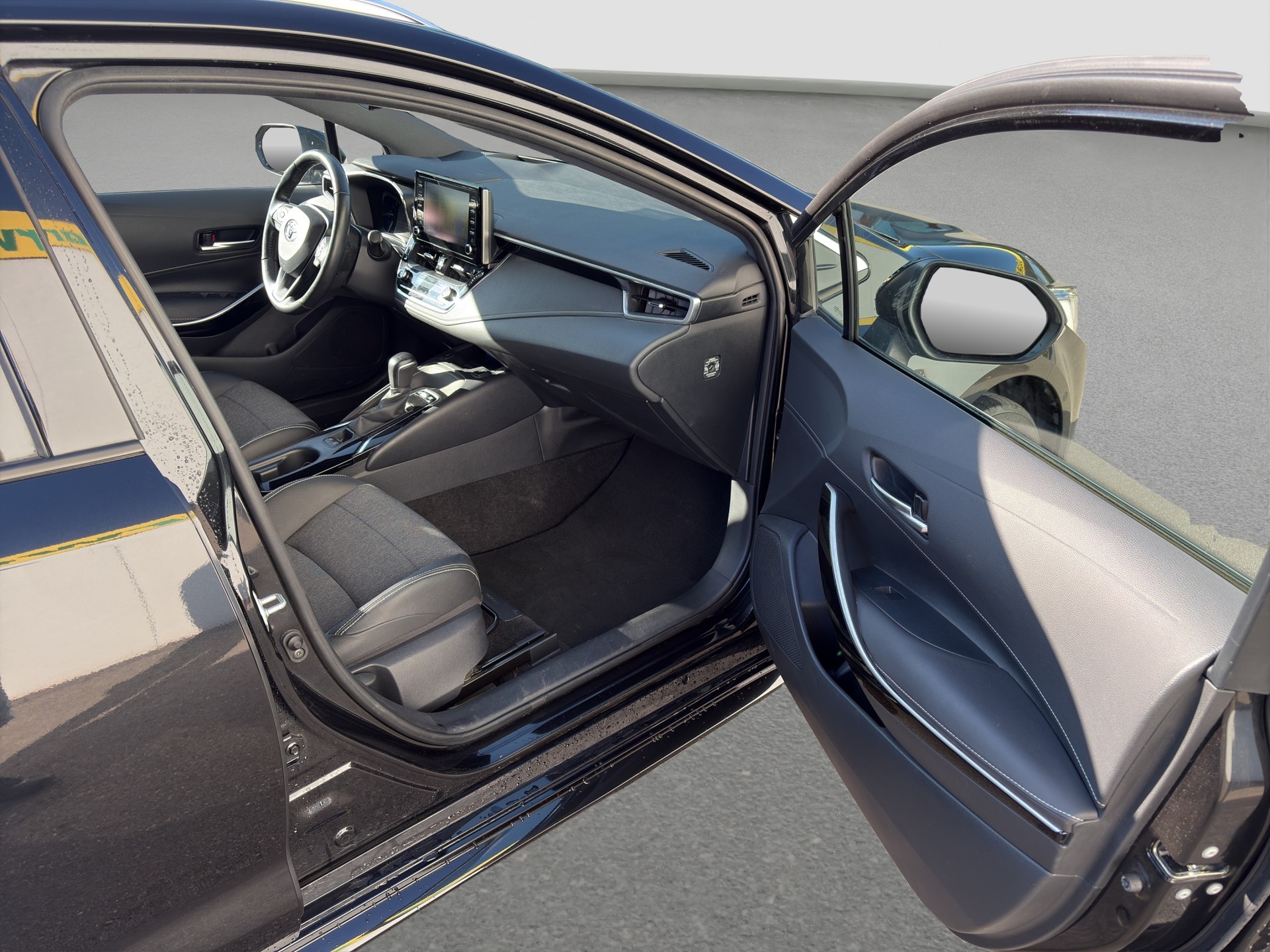 TOYOTA Corolla Touring Sports 1.8 HSD Trend e-CVT-image-18