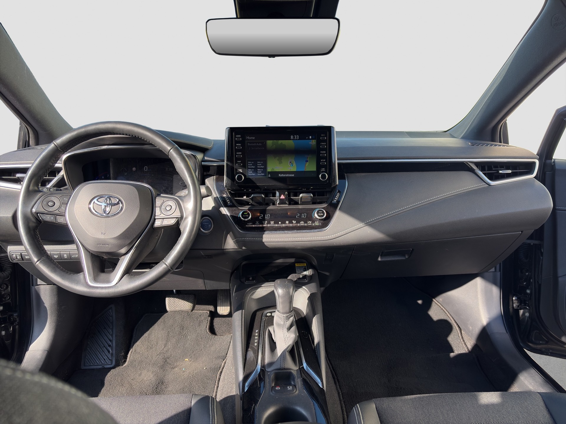TOYOTA Corolla Touring Sports 1.8 HSD Trend e-CVT-image-12