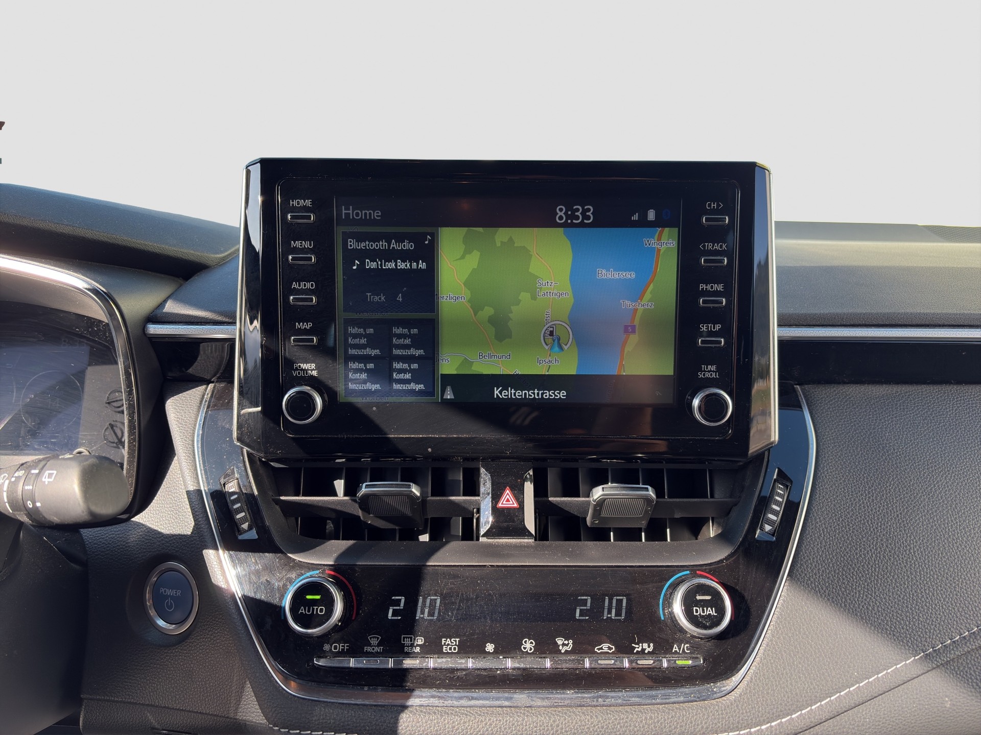TOYOTA Corolla Touring Sports 1.8 HSD Trend e-CVT-image-14