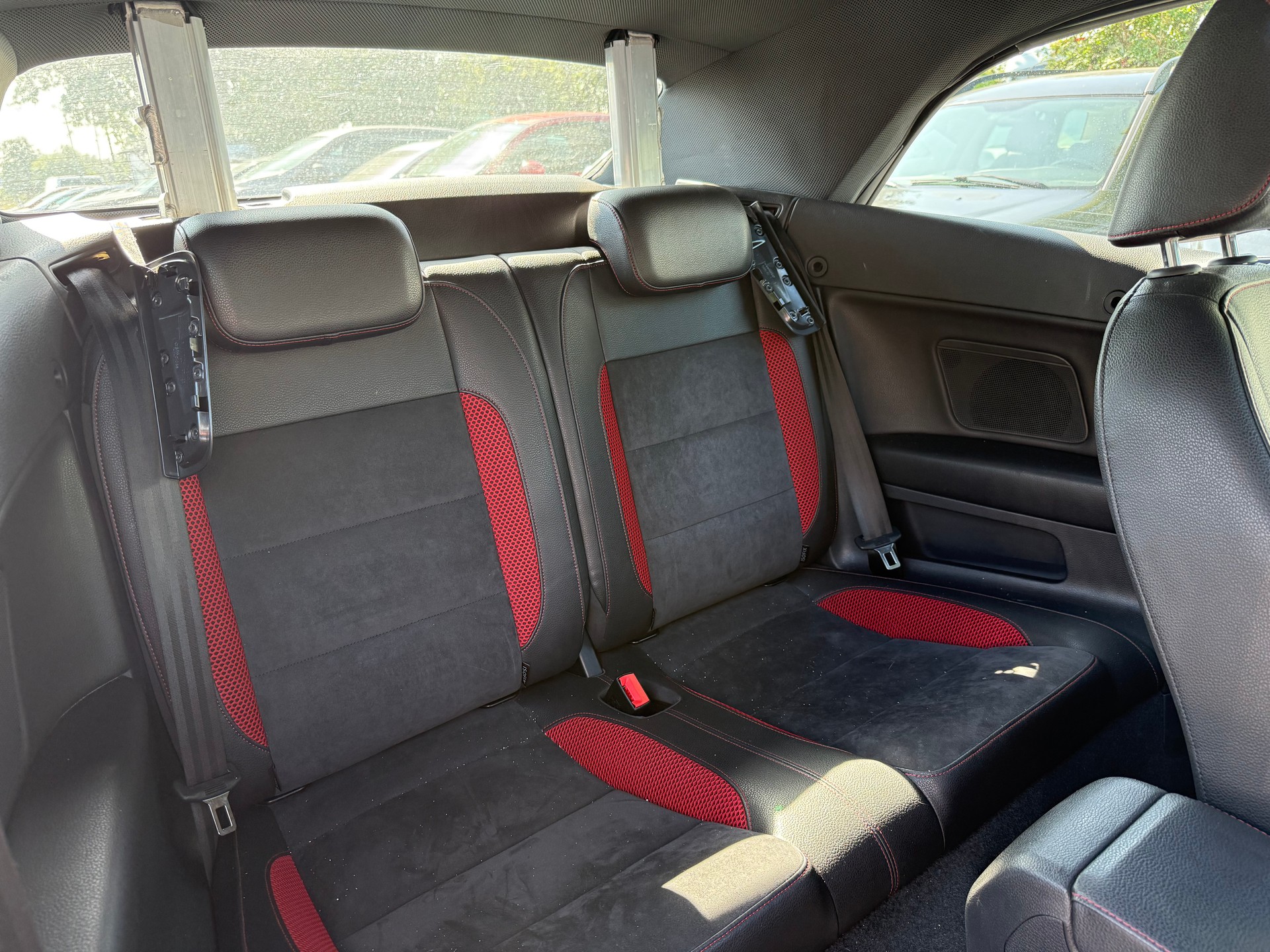 VW Golf Cabrio 1.2 TSI BlueMotion Technology-image-9