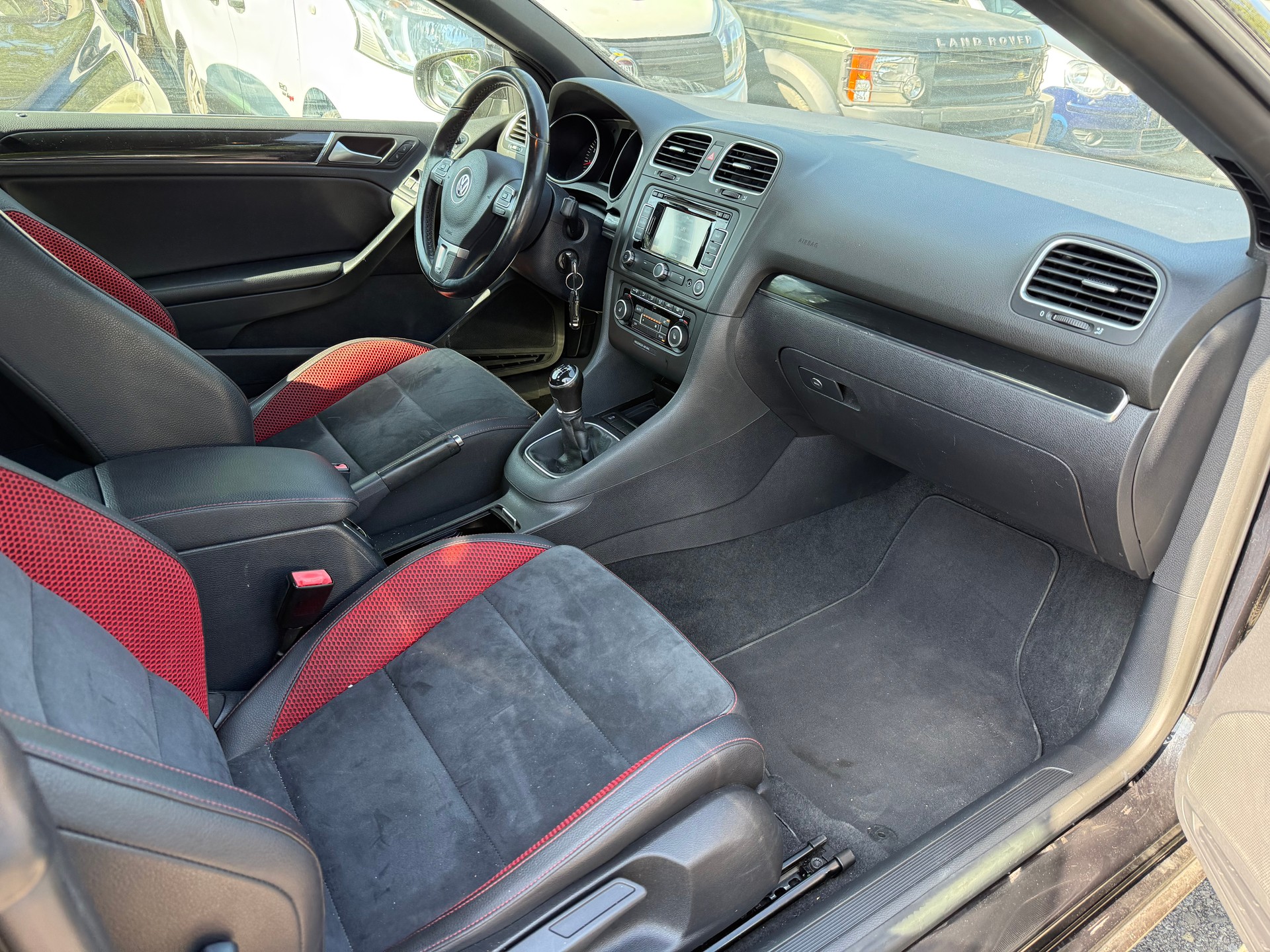 VW Golf Cabrio 1.2 TSI BlueMotion Technology-image-8