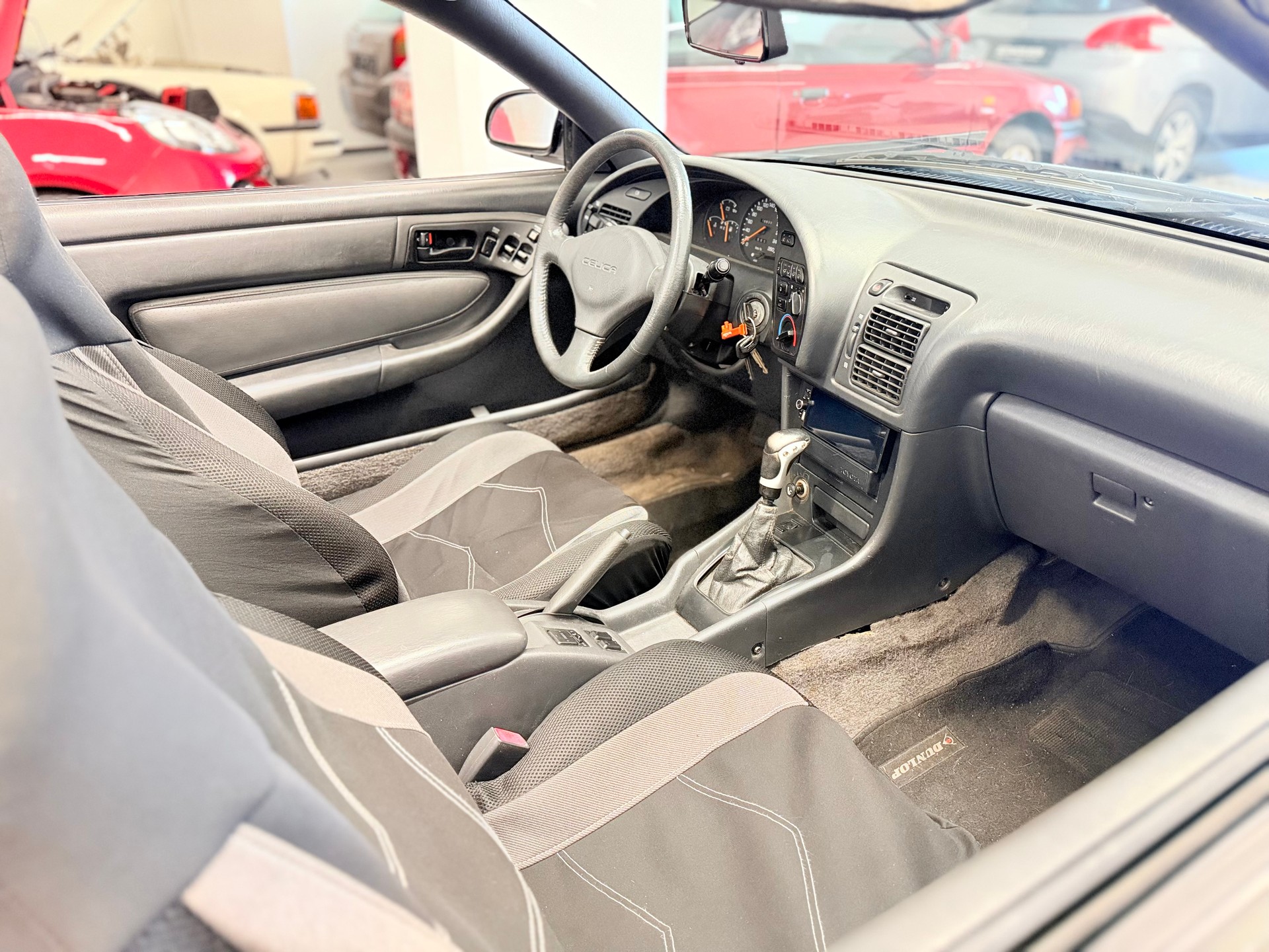 TOYOTA Celica 2000 GTi Cabrio-image-8