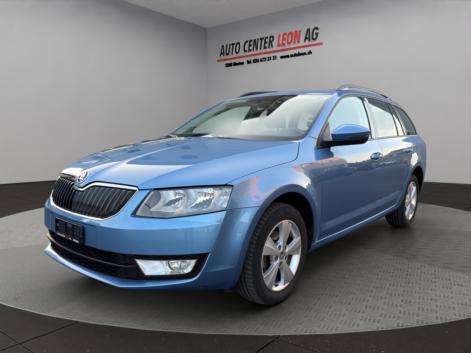 SKODA Octavia Combi 1.6 TDI Elegance 4x4-image-1