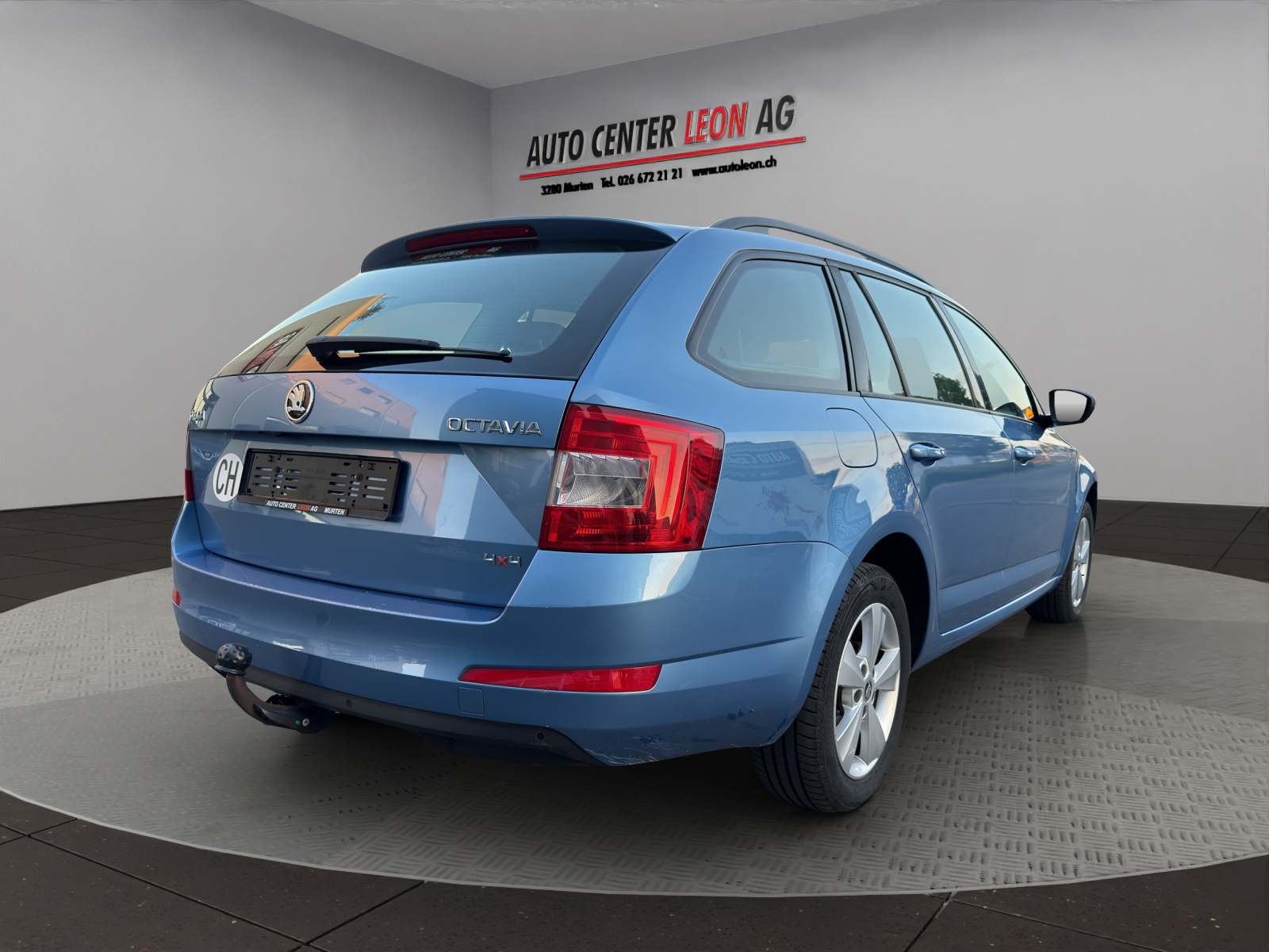 SKODA Octavia Combi 1.6 TDI Elegance 4x4-image-5