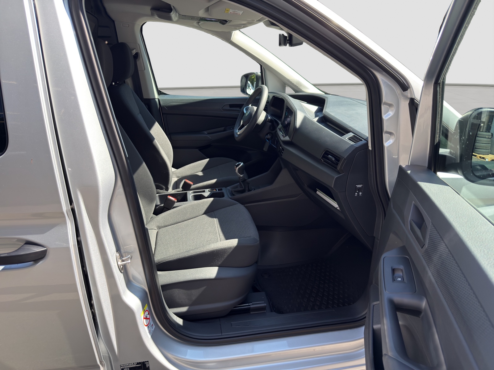 VW Caddy Cargo 1.5 TSI Entry-image-13