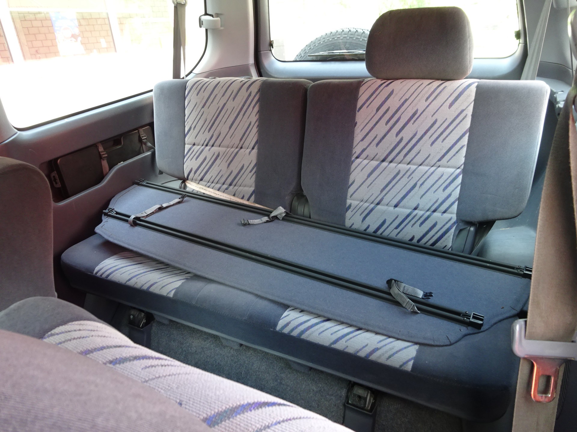 TOYOTA Land Cruiser 300 3.0 TD LX-image-18