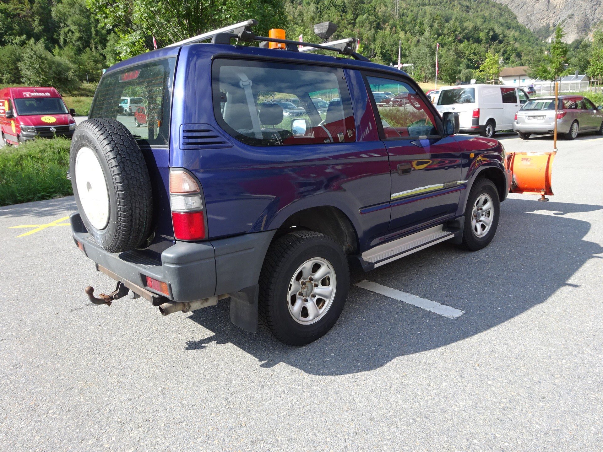 TOYOTA Land Cruiser 300 3.0 TD LX-image-3