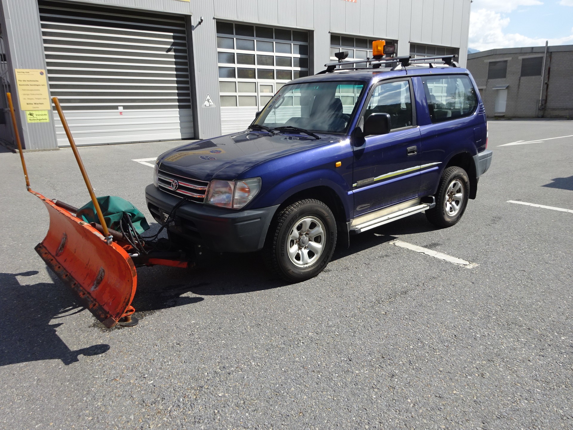 TOYOTA Land Cruiser 300 3.0 TD LX-image-0