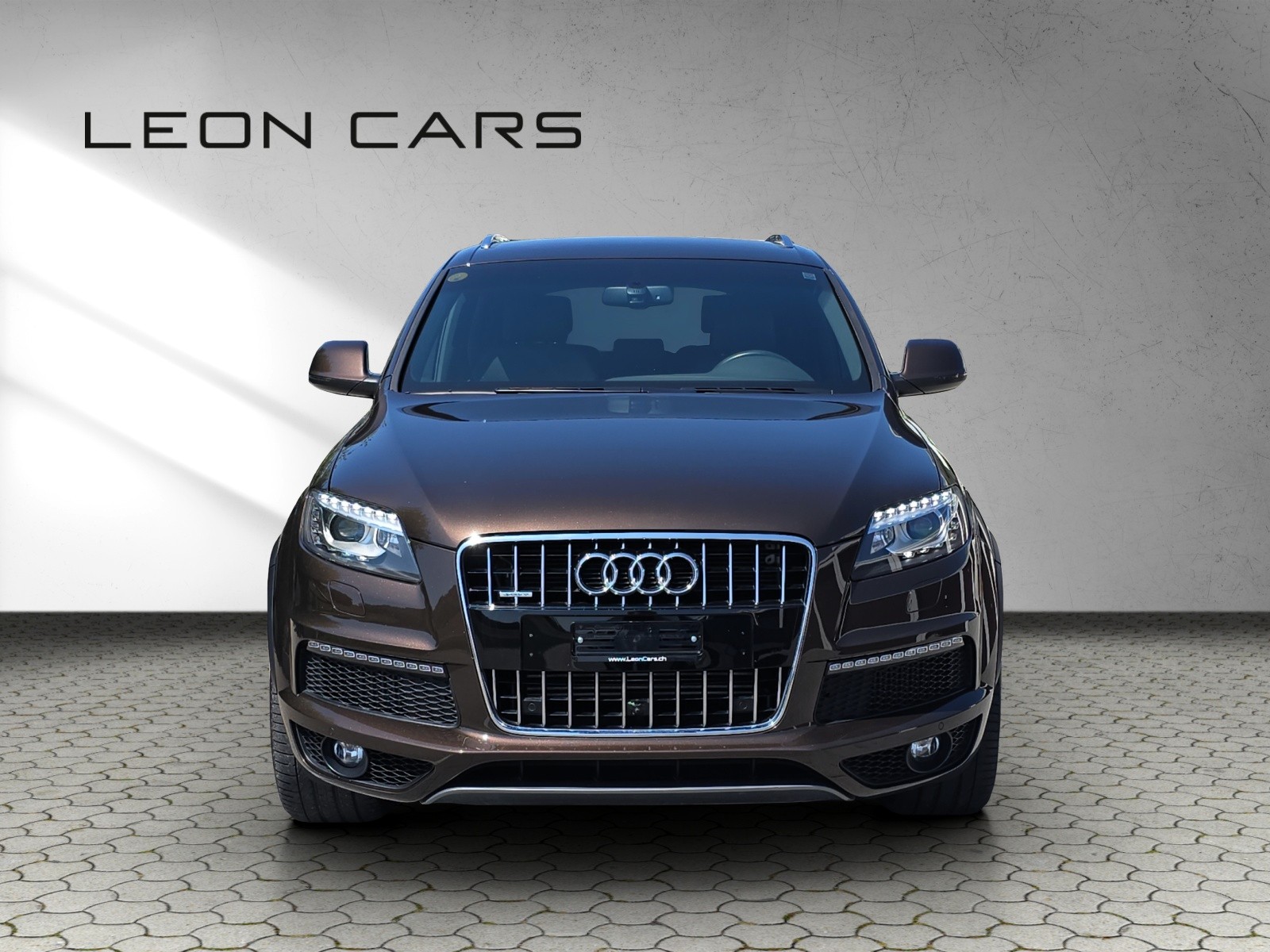 AUDI Q7 3.0 TDI quattro tiptronic S-Line Luftfederung 7-Sitzer-showroom-element-1