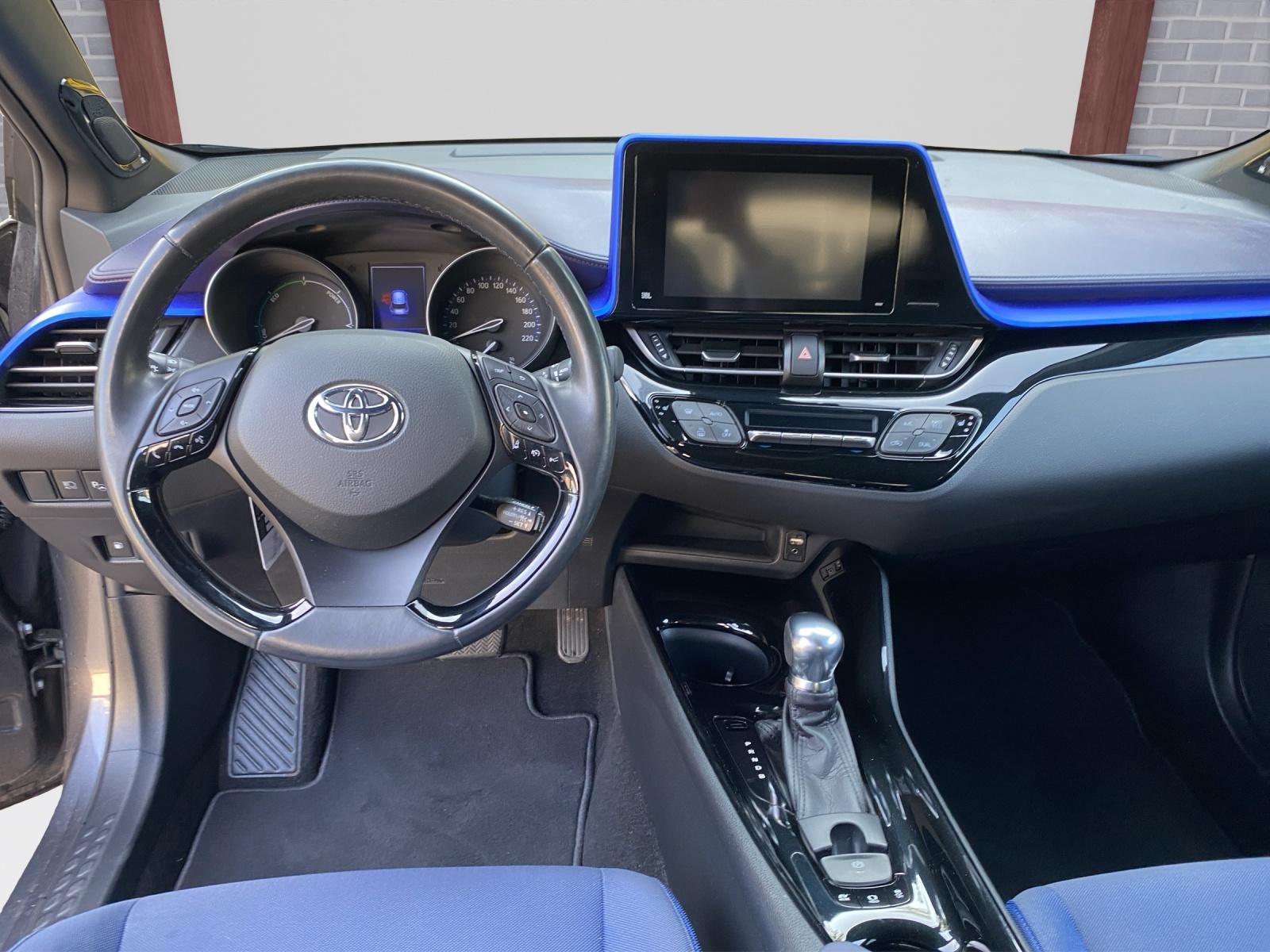 TOYOTA C-HR 1.8 VVTi HSD Style / frisch ab MFK / 8-fach bereift-image-6