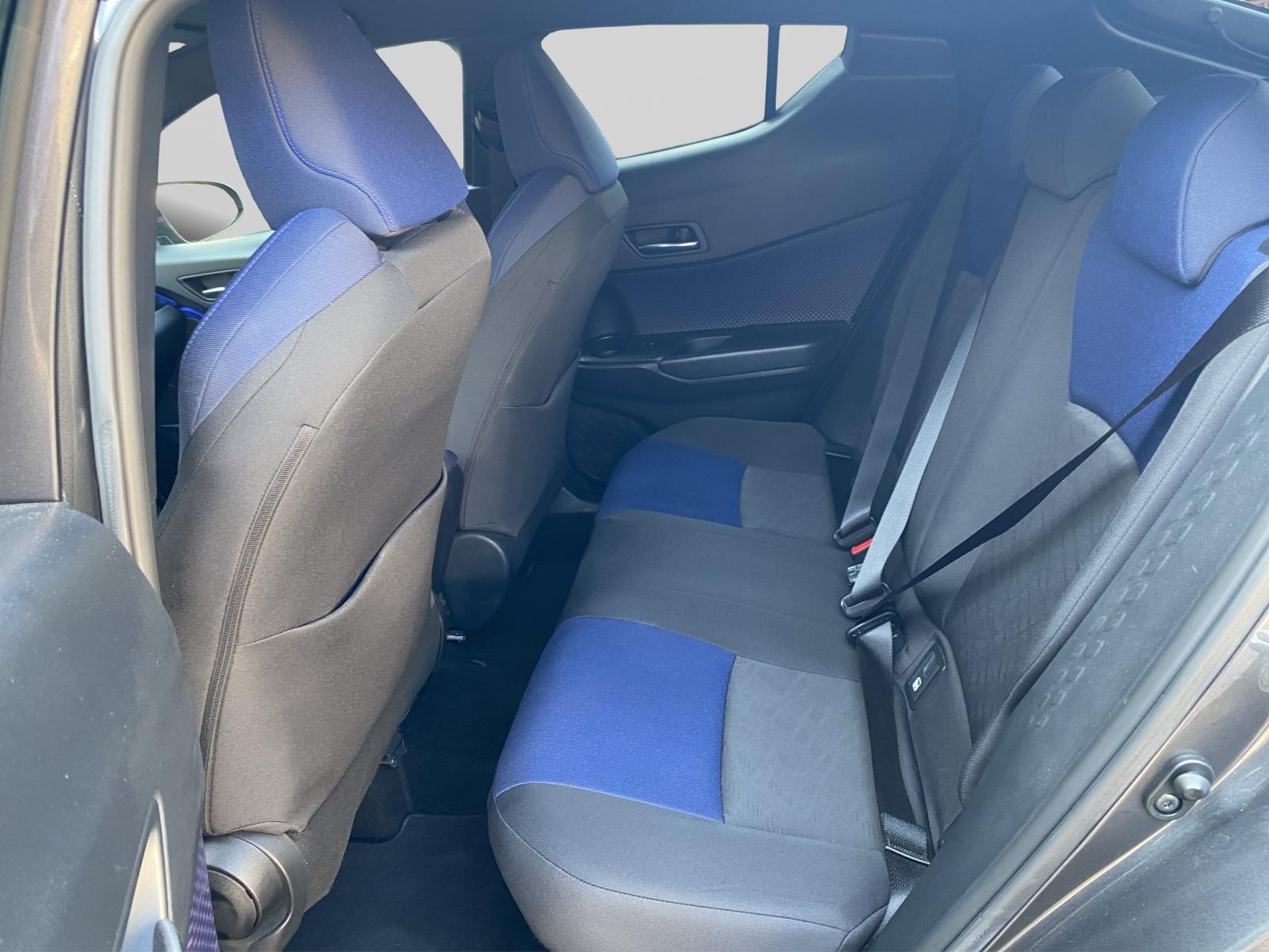 TOYOTA C-HR 1.8 VVTi HSD Style / frisch ab MFK / 8-fach bereift-image-8
