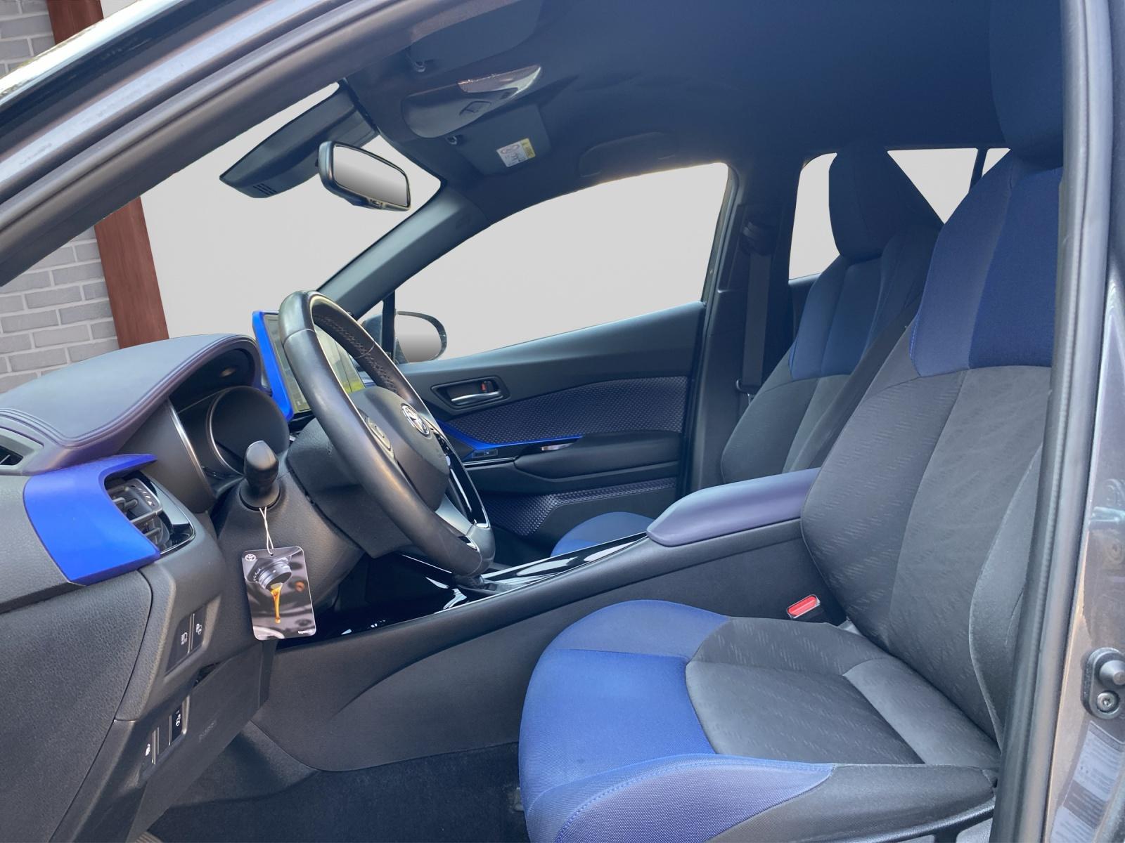 TOYOTA C-HR 1.8 VVTi HSD Style / frisch ab MFK / 8-fach bereift-image-7