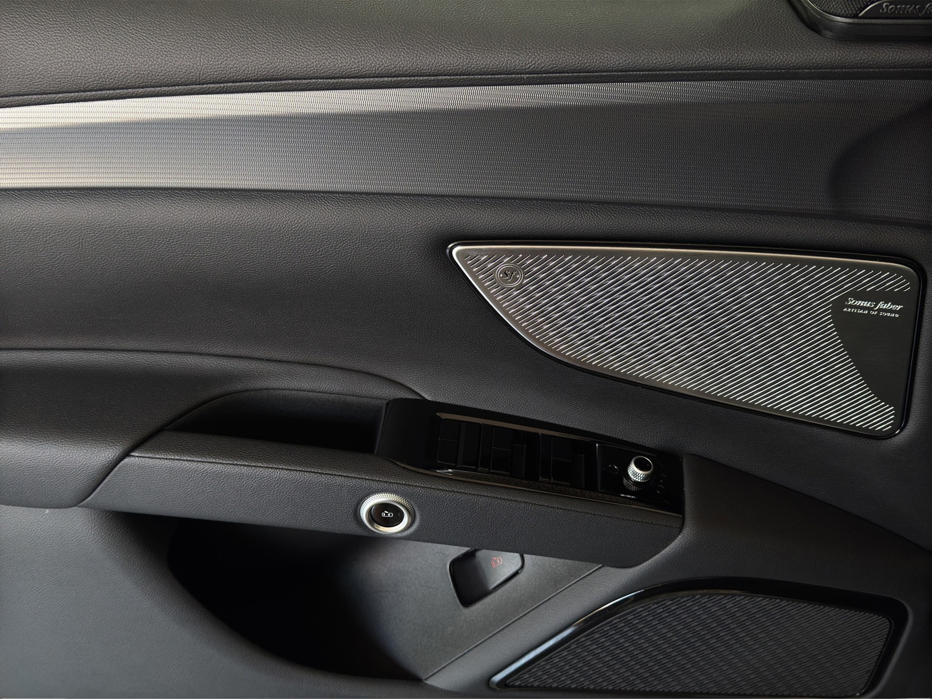 MASERATI Grecale 2.0 MHEV GT Hybrid Automatica "Pano-Sonus-HUD"-image-9