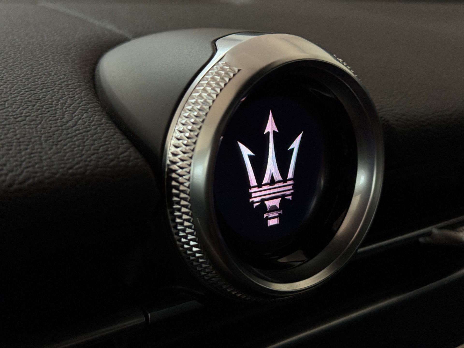 MASERATI Grecale 2.0 MHEV GT Hybrid Automatica "Pano-Sonus-HUD"-image-22
