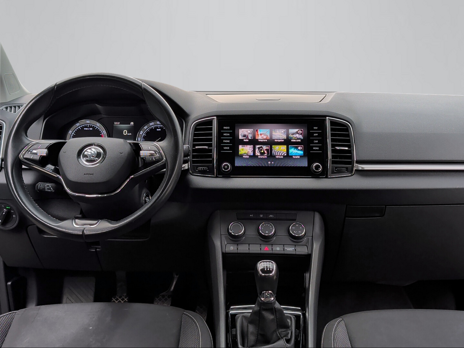 SKODA Karoq 1.0 TSI Ambition-image-5