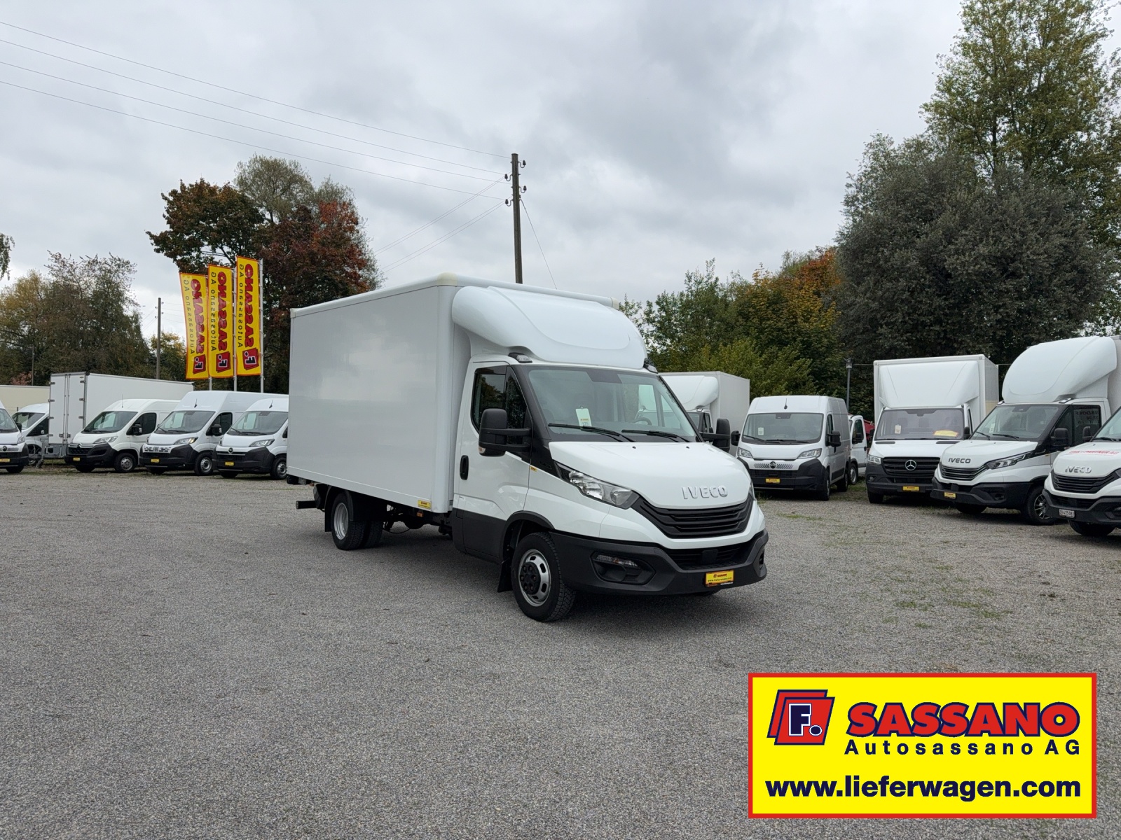 IVECO Daily 35 C 16 Koffer mit Hebebühne-image-1