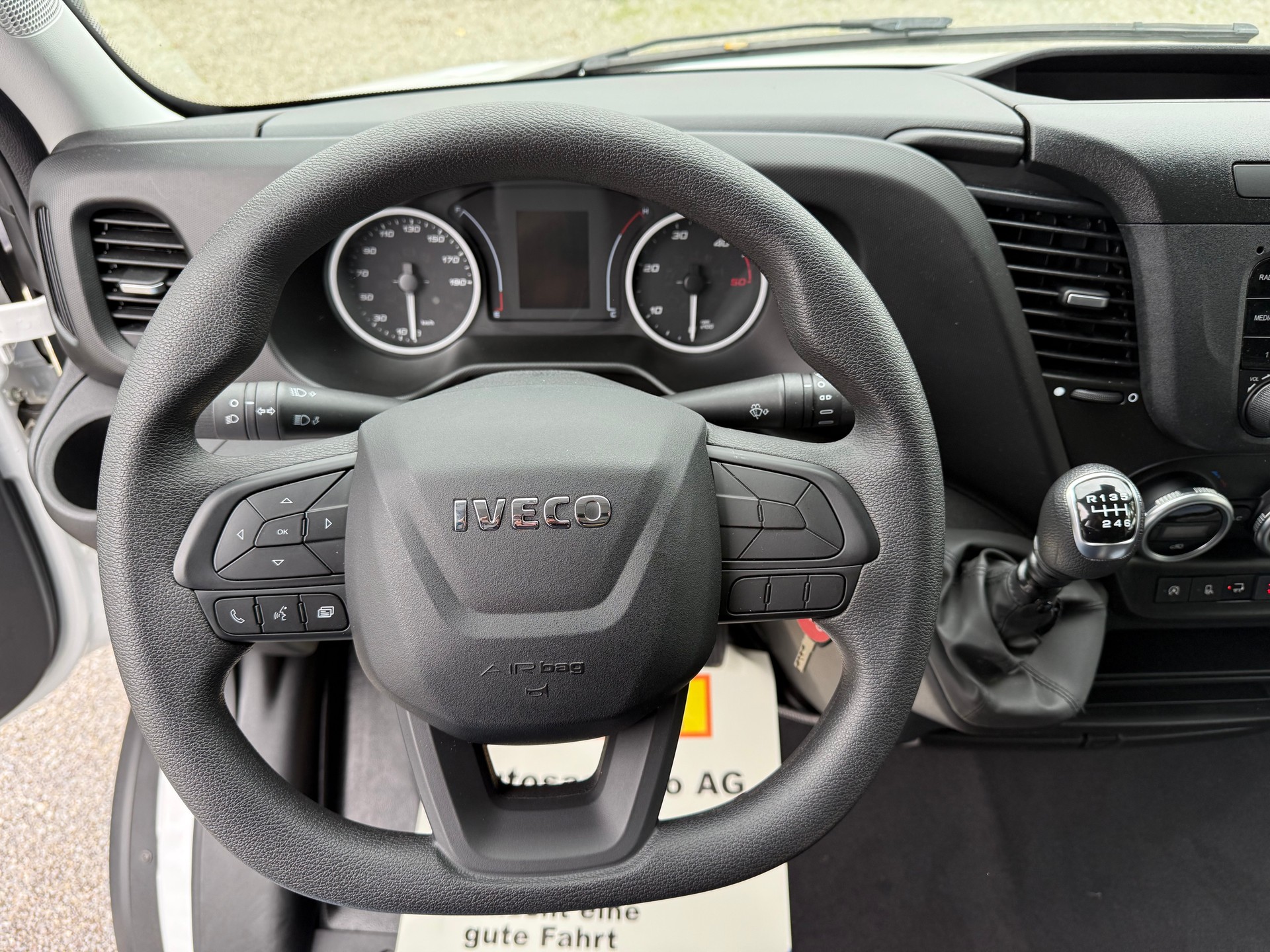 IVECO Daily 35 C 16 Koffer mit Hebebühne-image-6
