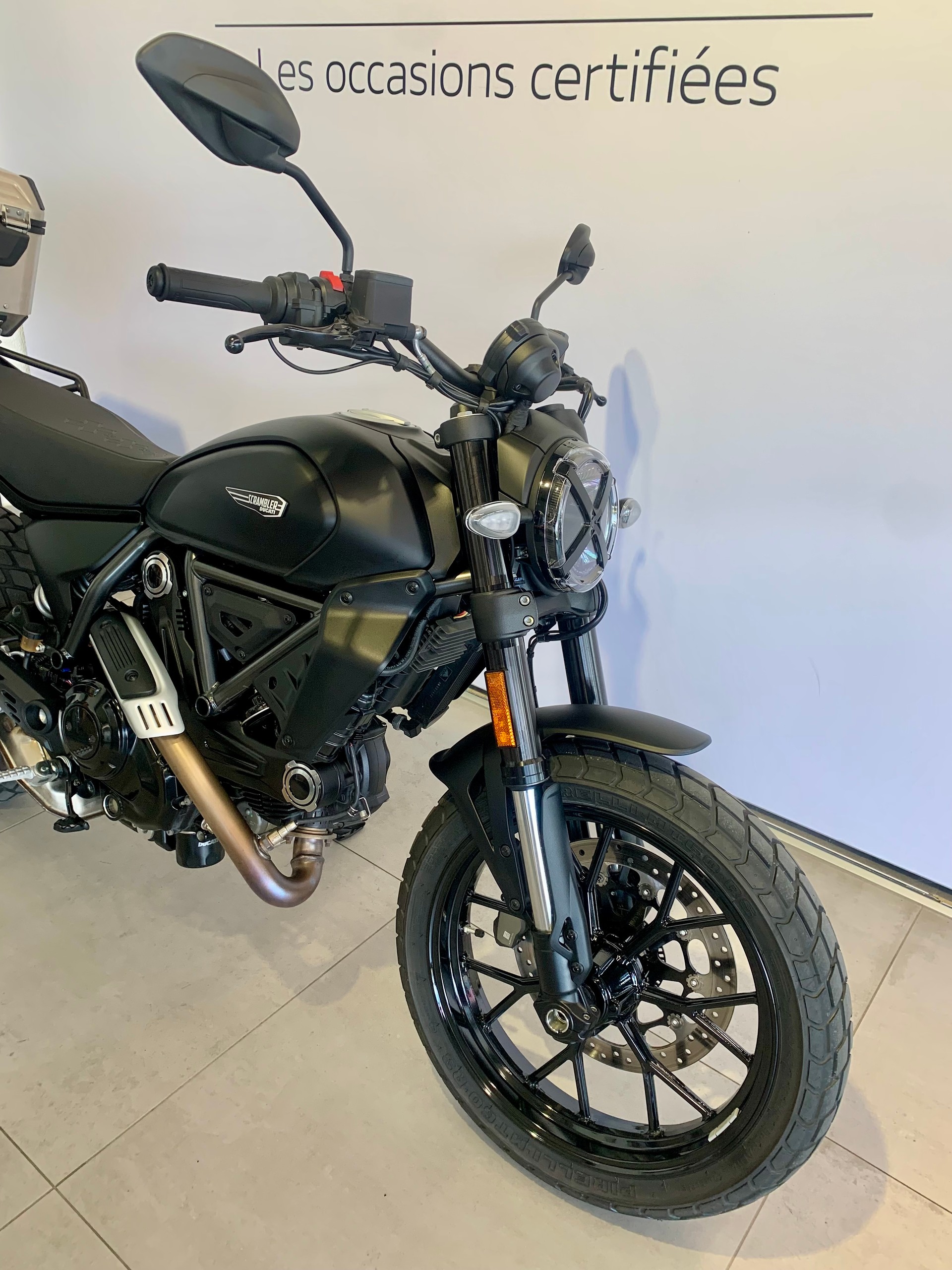DUCATI Scrambler Icon Dark 35kw-showroom-element-3