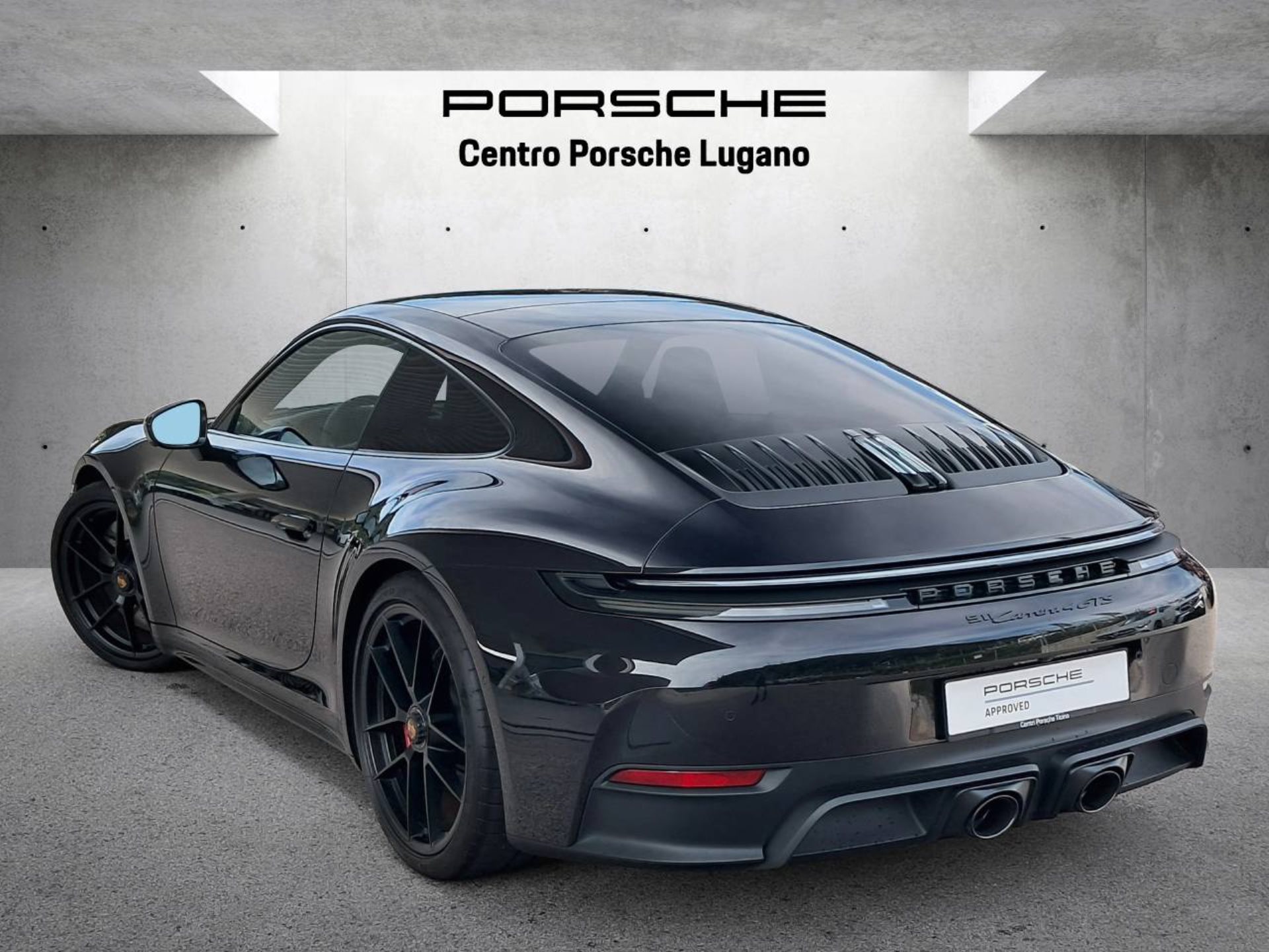 PORSCHE 911 Carrera 4 GTS-showroom-element-2