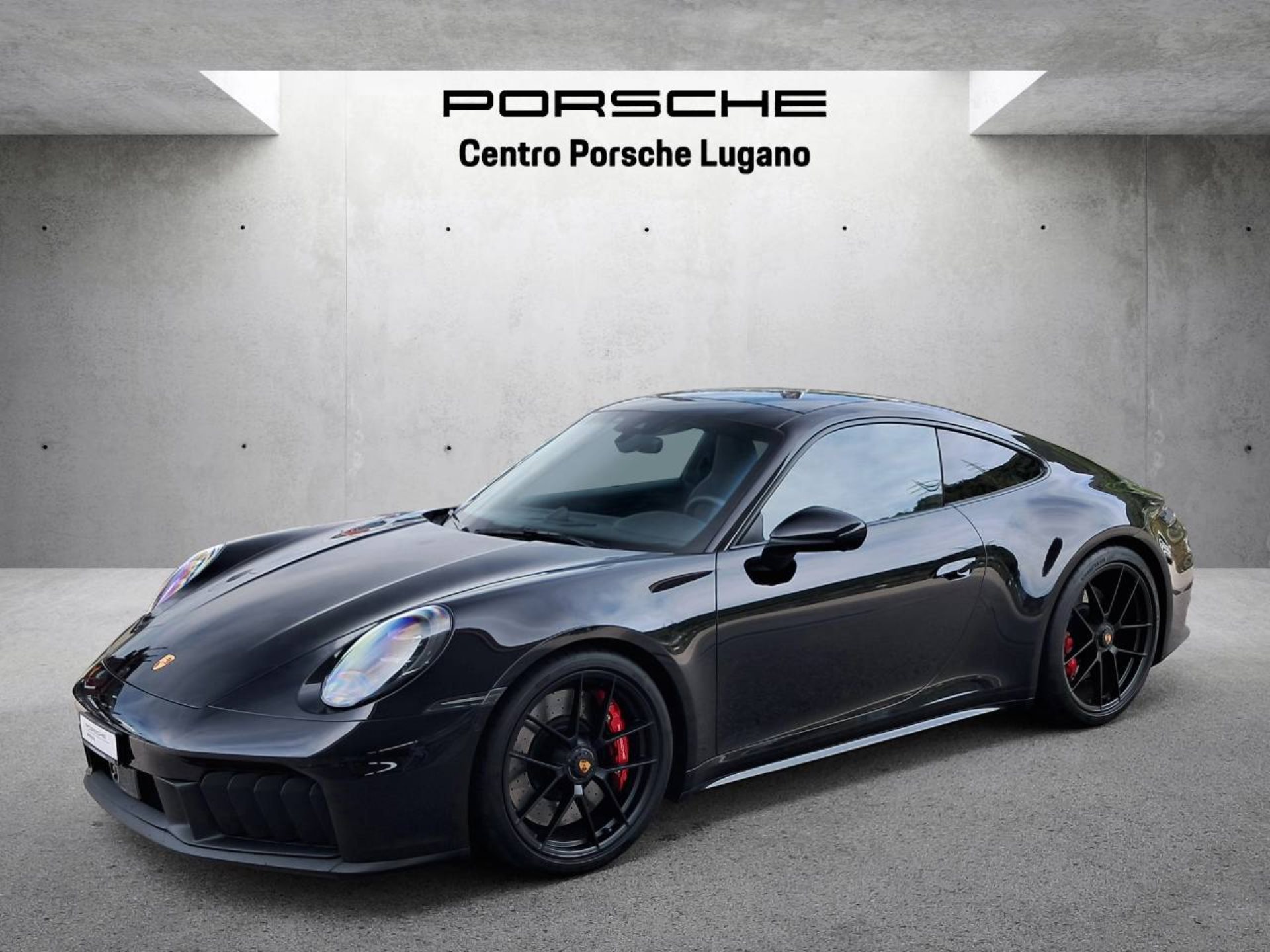 PORSCHE 911 Carrera 4 GTS-image-8