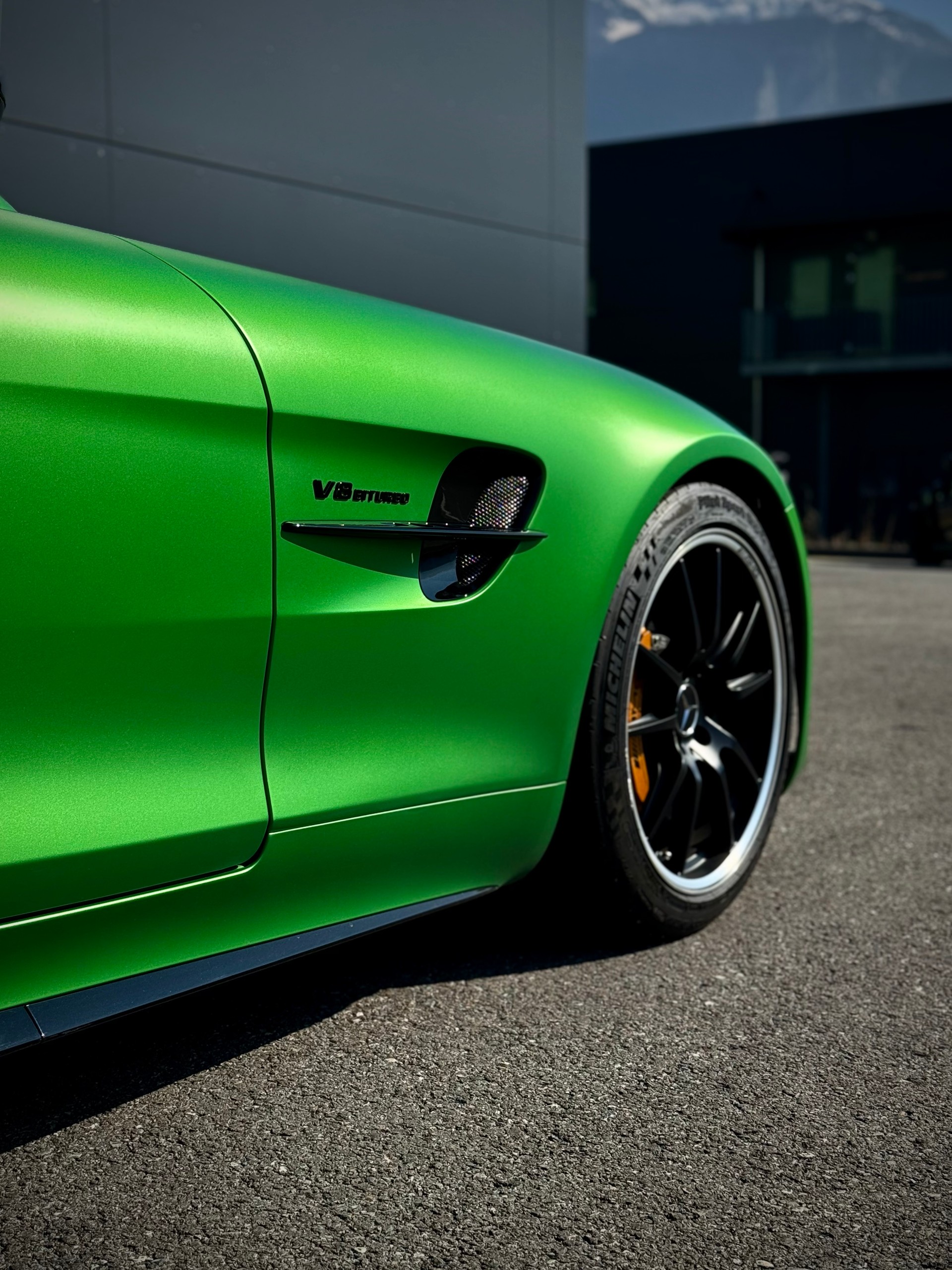MERCEDES-BENZ AMG GT R TRACK PACKAGE-image-6