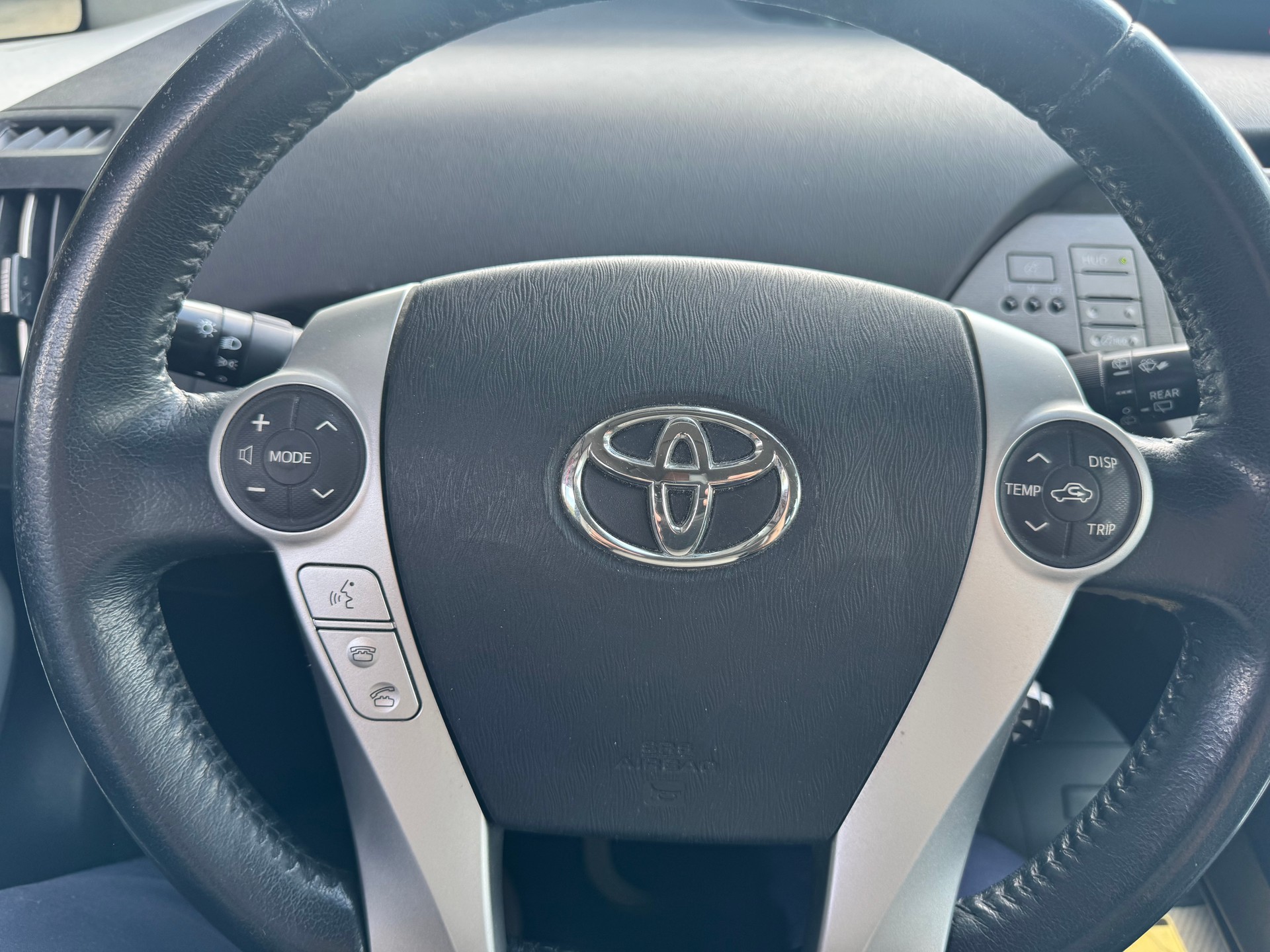 TOYOTA Prius 1.8 16V HSD Sol-image-9