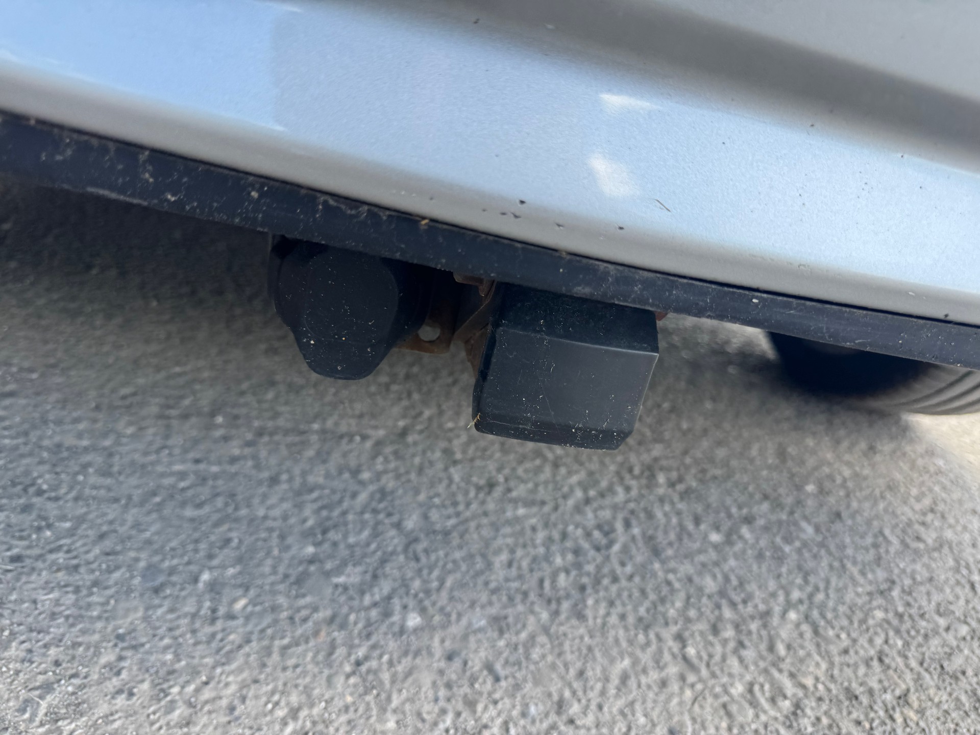 TOYOTA Prius 1.8 16V HSD Sol-image-4