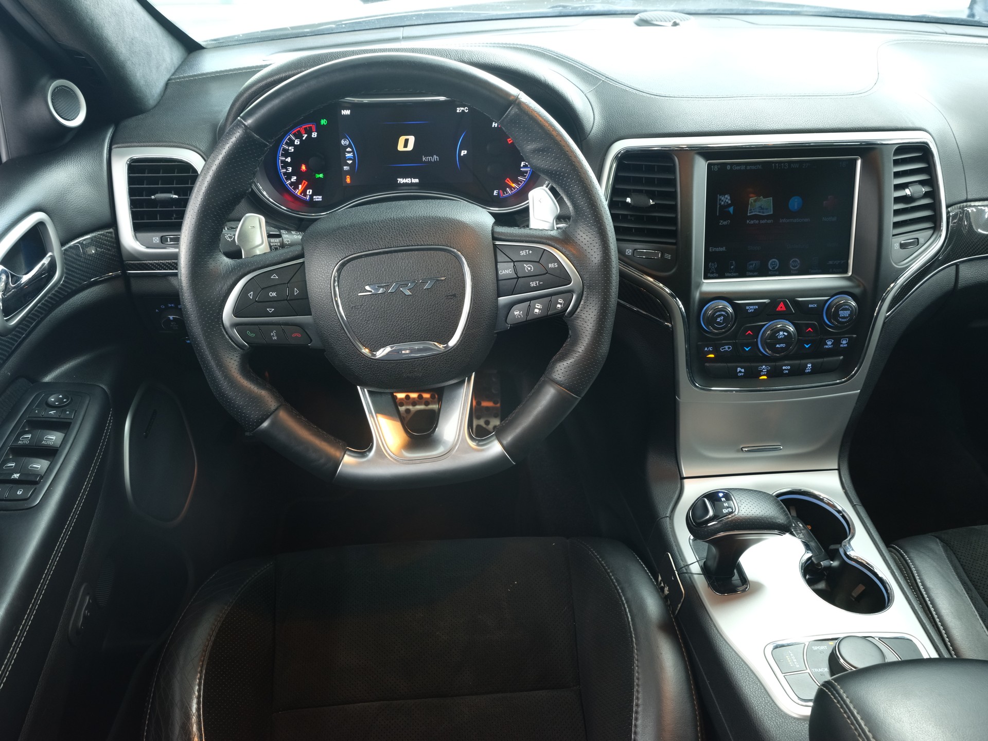 JEEP Grand Cherokee 6.4 V8 HEMI SRT8 Automatic *Harman & Kardon* *Panorama* *Rückfahrkamera*-image-21