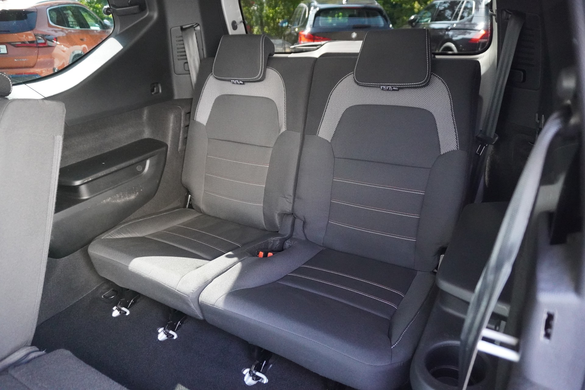DACIA Jogger TCe 110 Extreme 7-PLÄTZER!!!-image-17